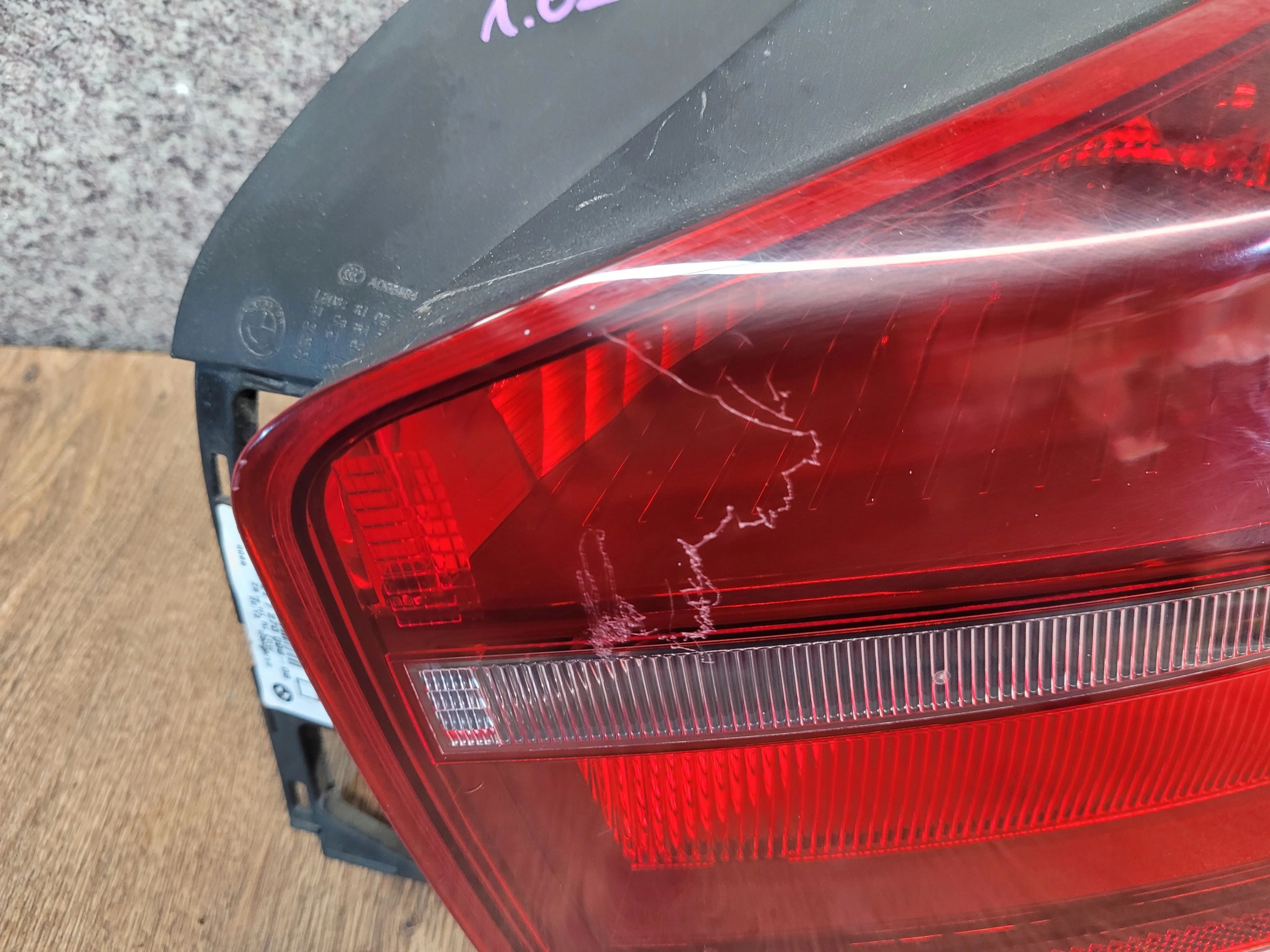 BMW 1 F20 F21 PRAVE ZADNE SVETLO 7270098