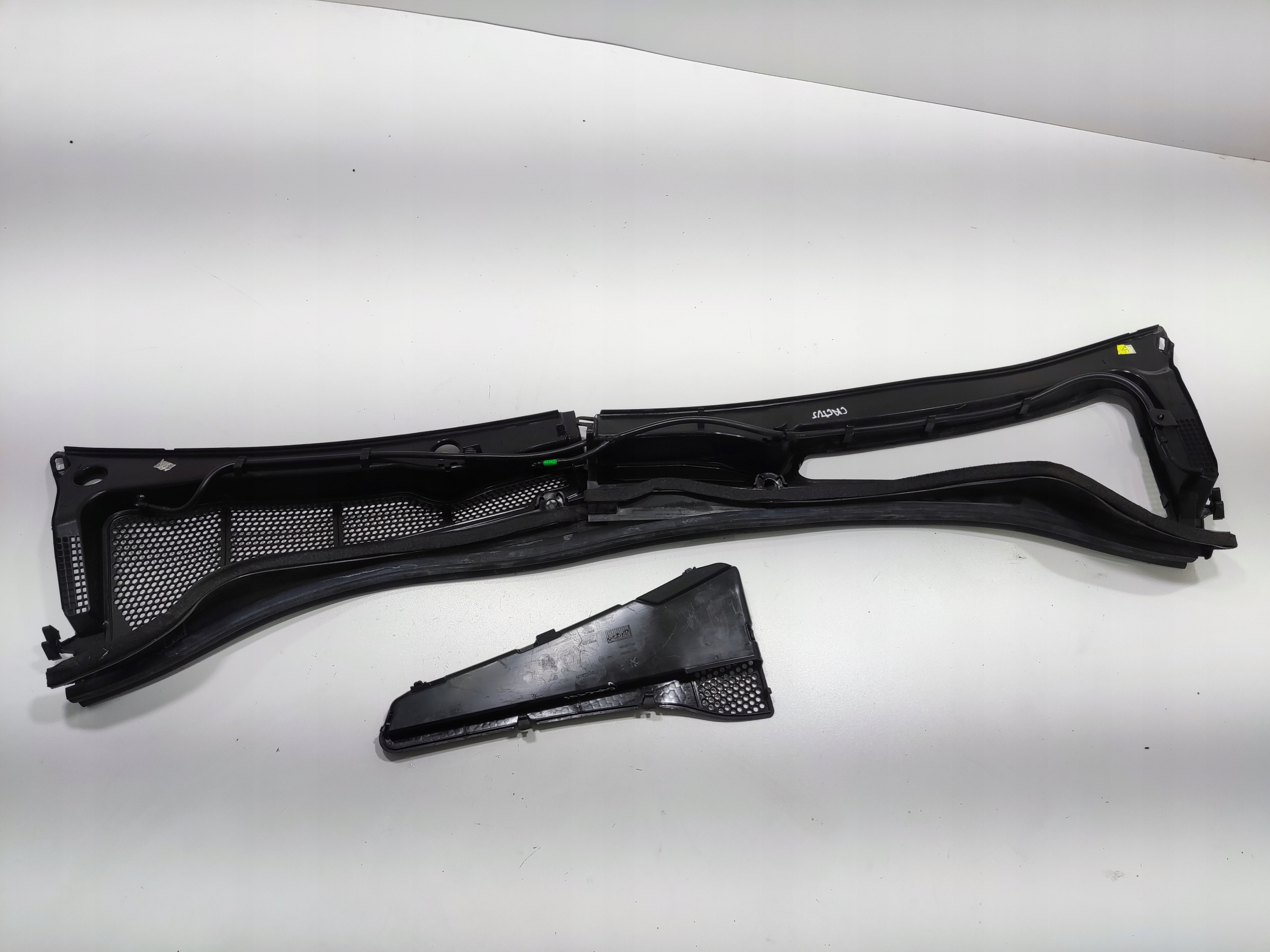 TORPÉDO, PLAST POD STIERAČE – VRCHNÉ PLASTIK CITROEN C4 CACTUS 9801596280 9803089780 17-20 LIFT