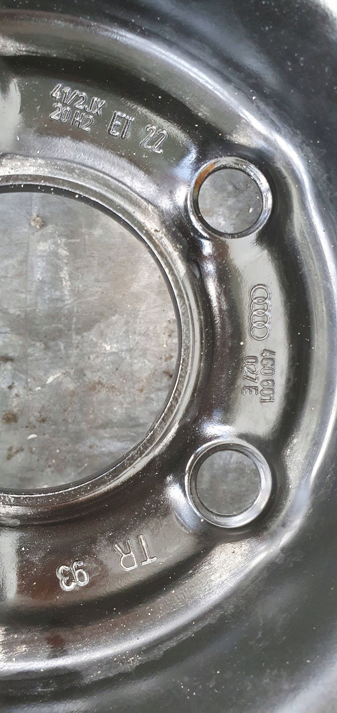 Audi A6 C7 4G0601010B REZERVA DOJAZDOVE KOLESO R20