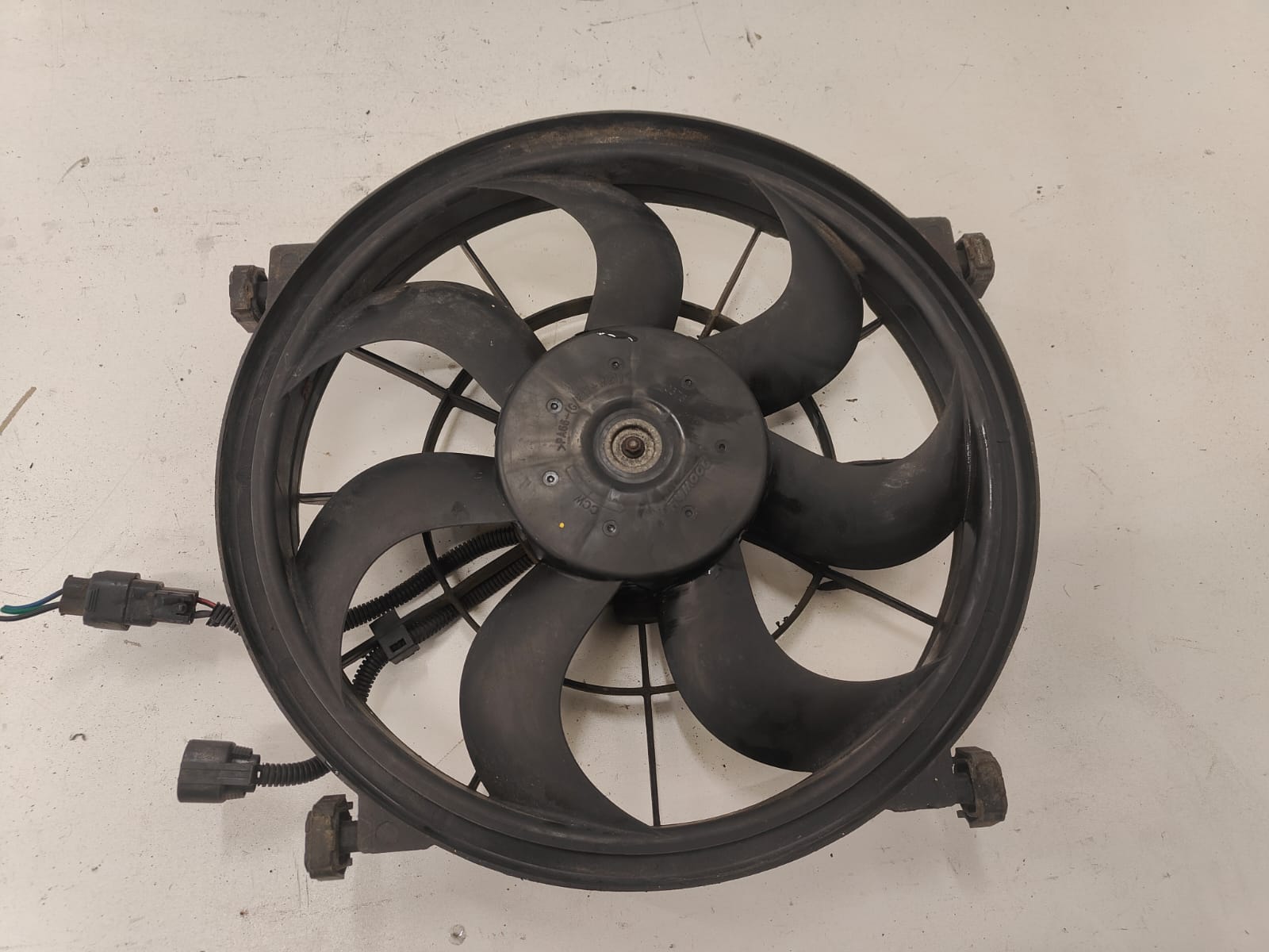 Hyundai i20 a005347 25380-1jxxx VENTILATOR CHLADICA VETRÁK