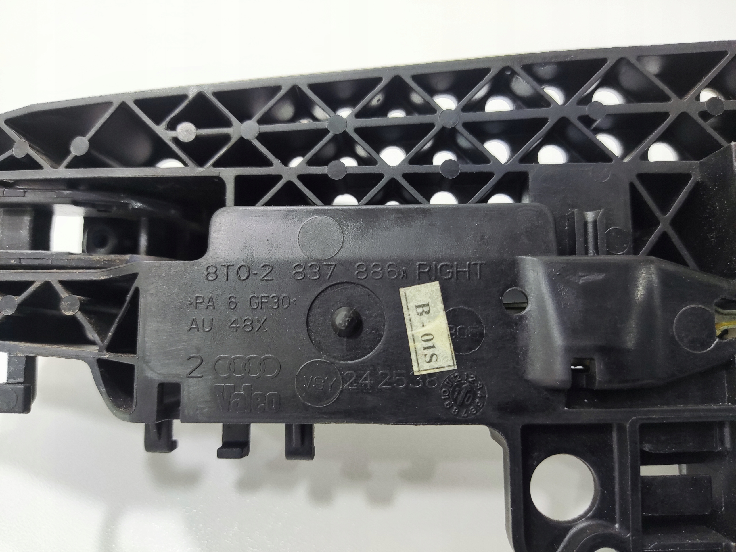 KLUCKA DVERE PRAVÝ PRAVA PREDNA AUDI A5 I 8T 2007-2011 8T0837886A