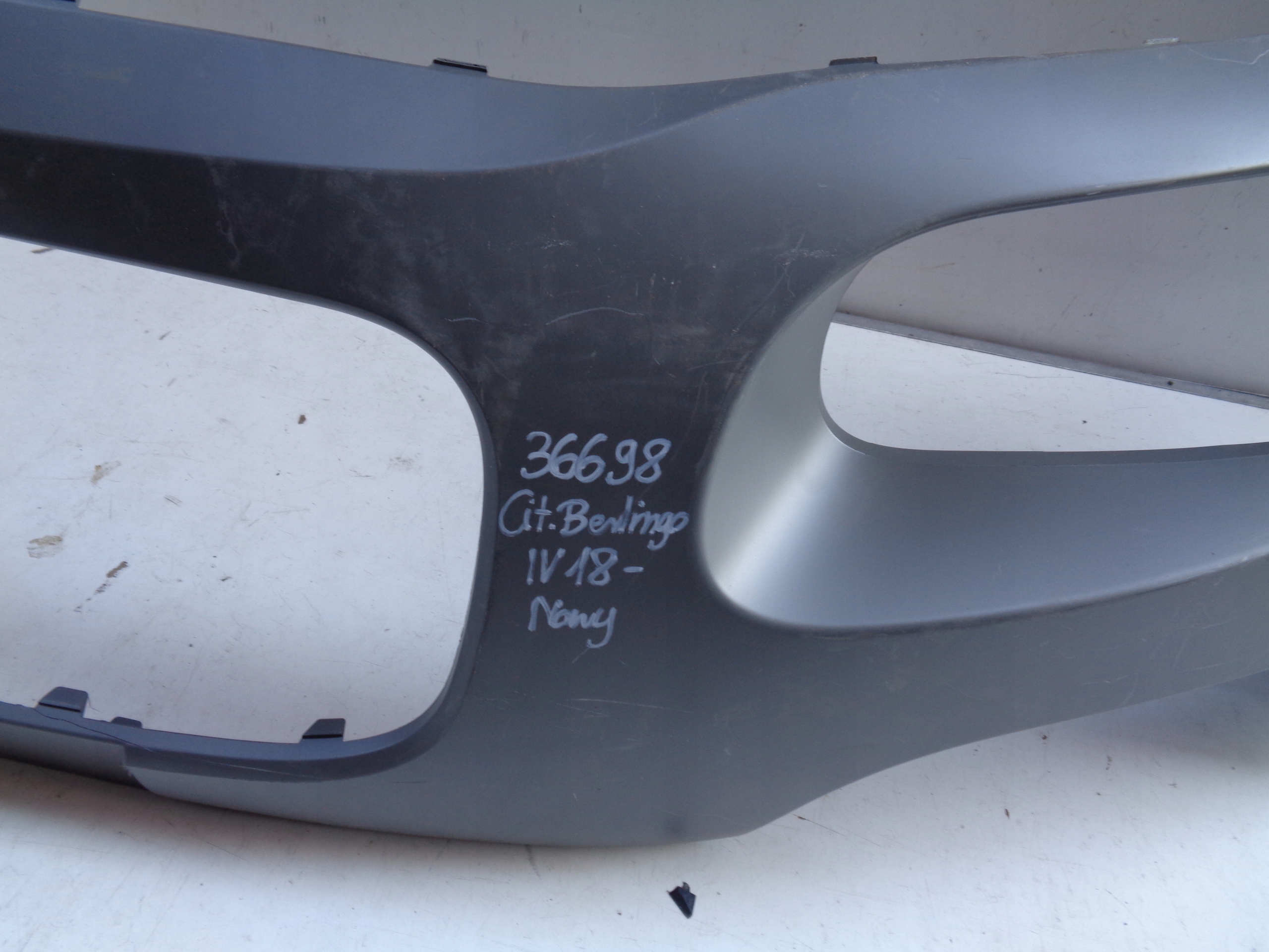 NOVÝ PREDNÝ NÁRAZNÍK CITROEN BERLINGO IV 18- 36698