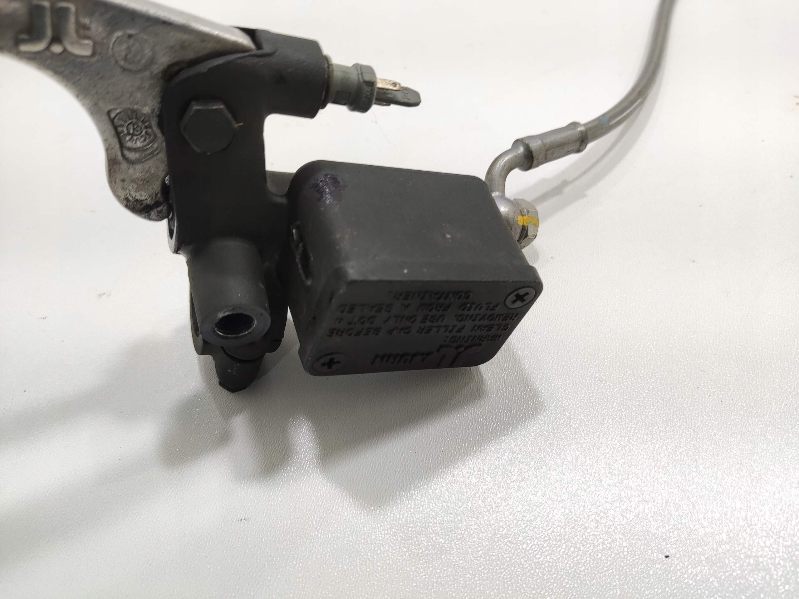 BRZDOVA PACKA S PUMPOU LAVA PEUGEOT METROPOLIS RS 400 2013-2018