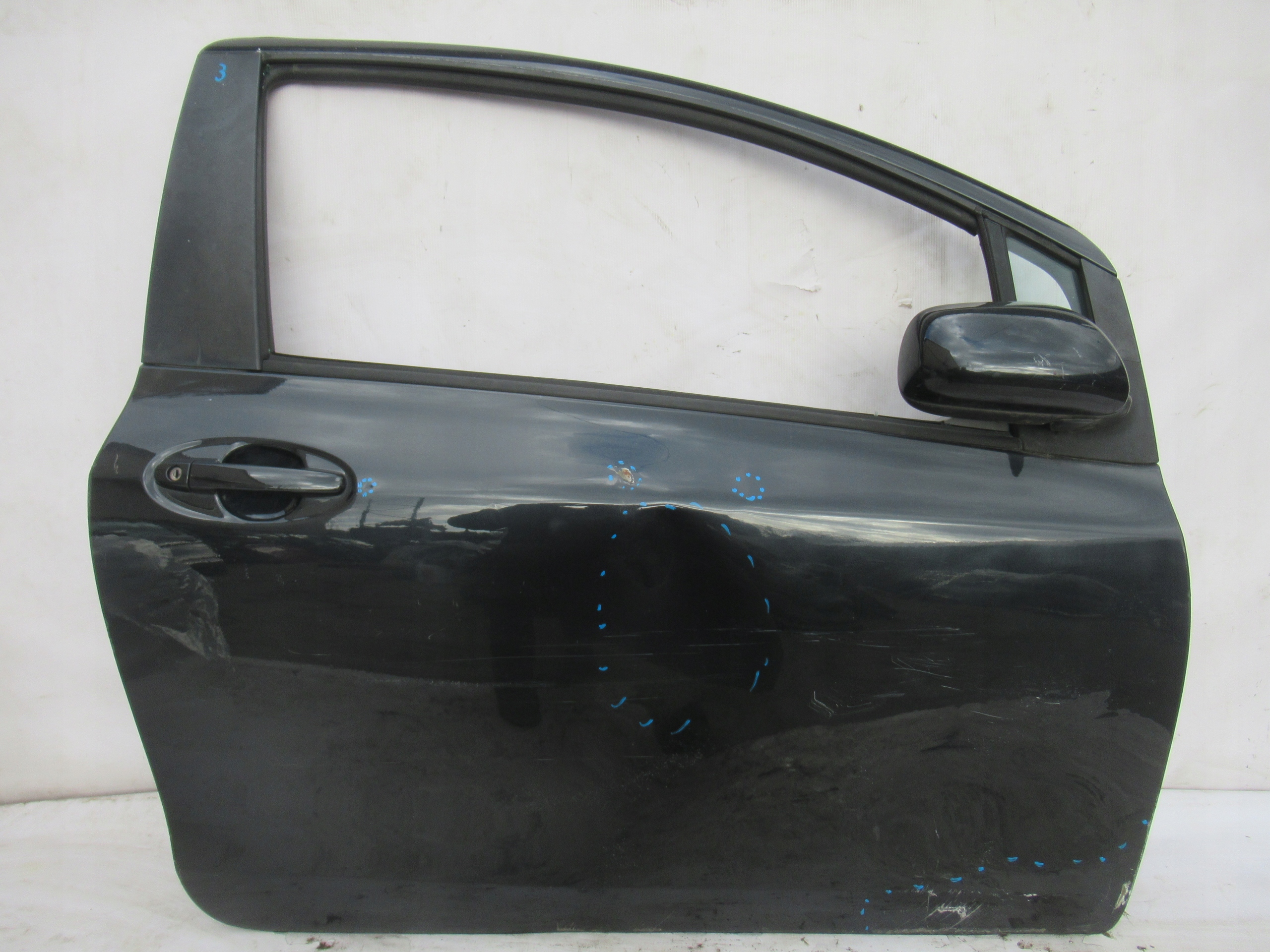 PRAVE DVERE TOYOTA YARIS II 2 3D