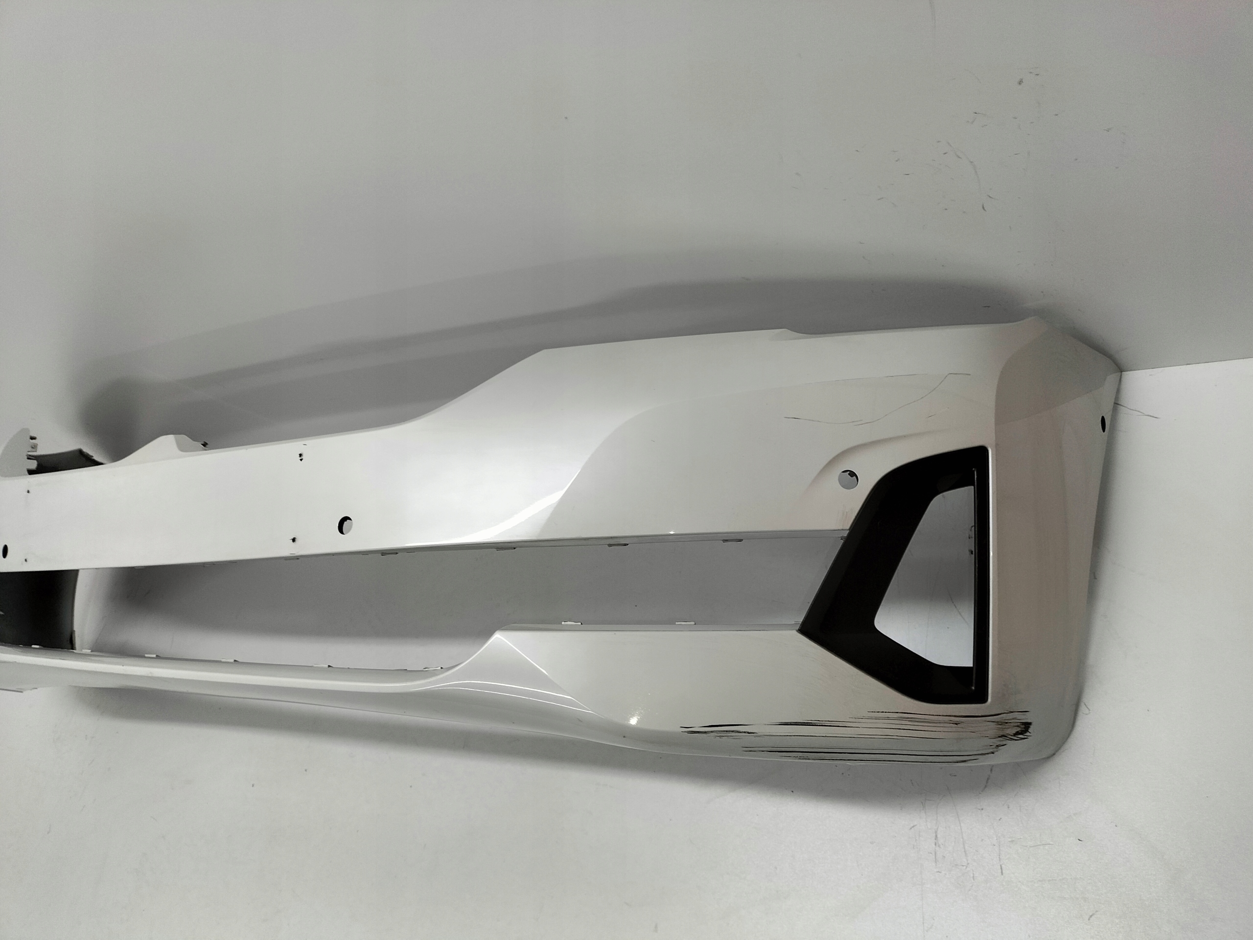 PREDNÝ NÁRAZNÍK BMW 5 G30 G31 LIFT 20-