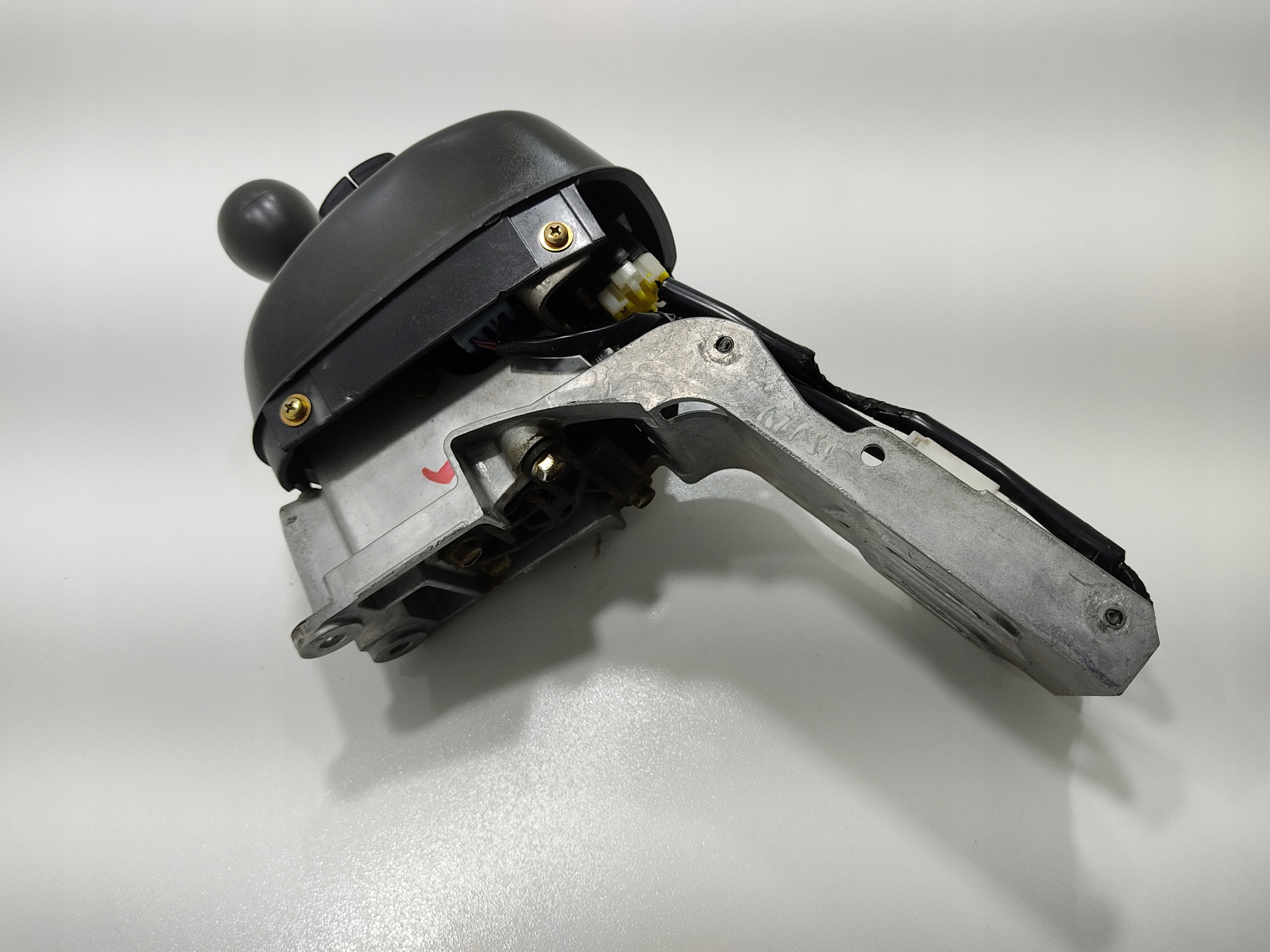 KULISA KULISA RADENIA RYCHLOSTI ISUZU NPR 3.0 TD