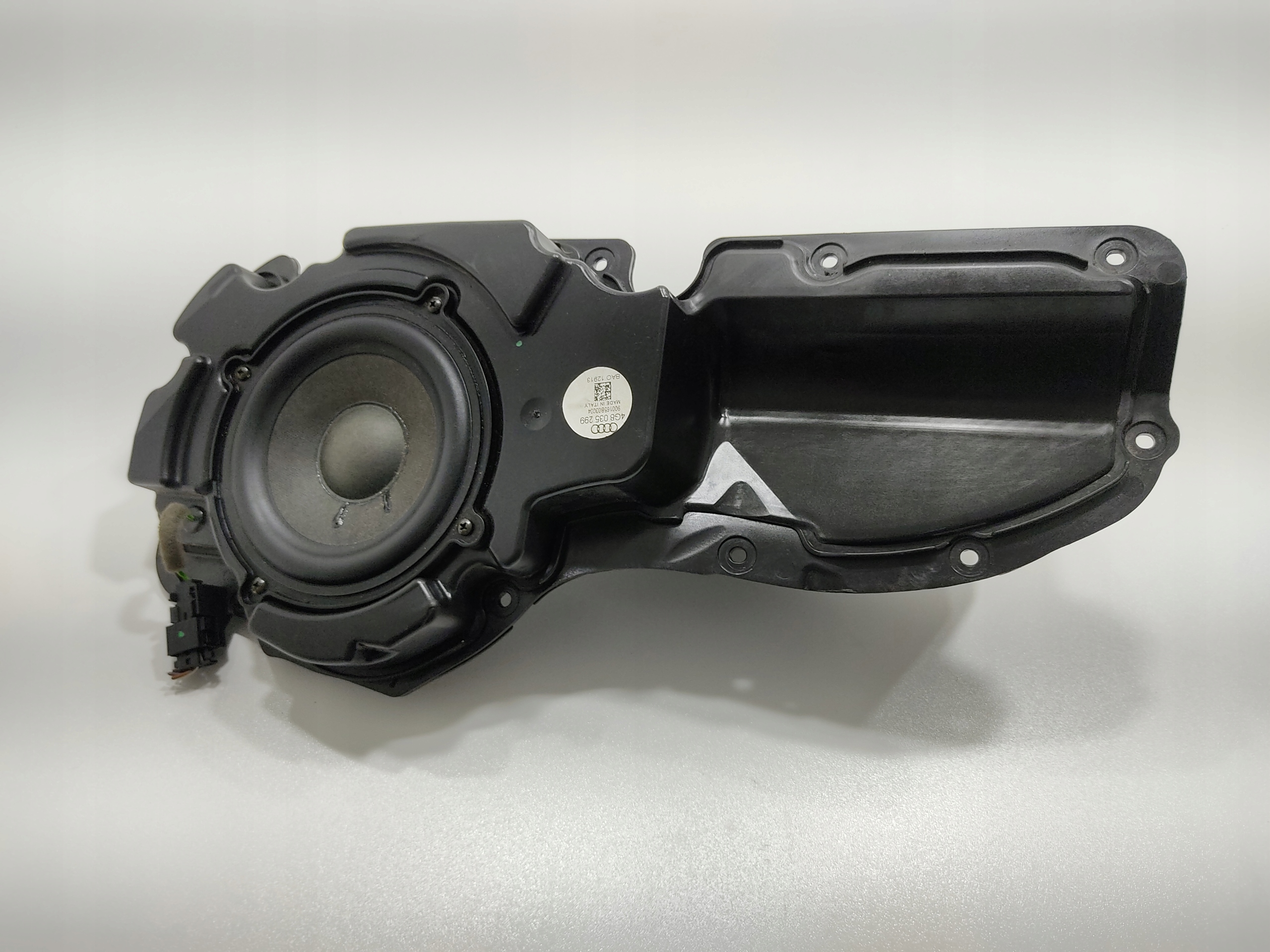 REPRODUKTOR ĽAVÝCH ZADNÝCH DVERÍ AUDI A7 RS7 4G 4G8035299