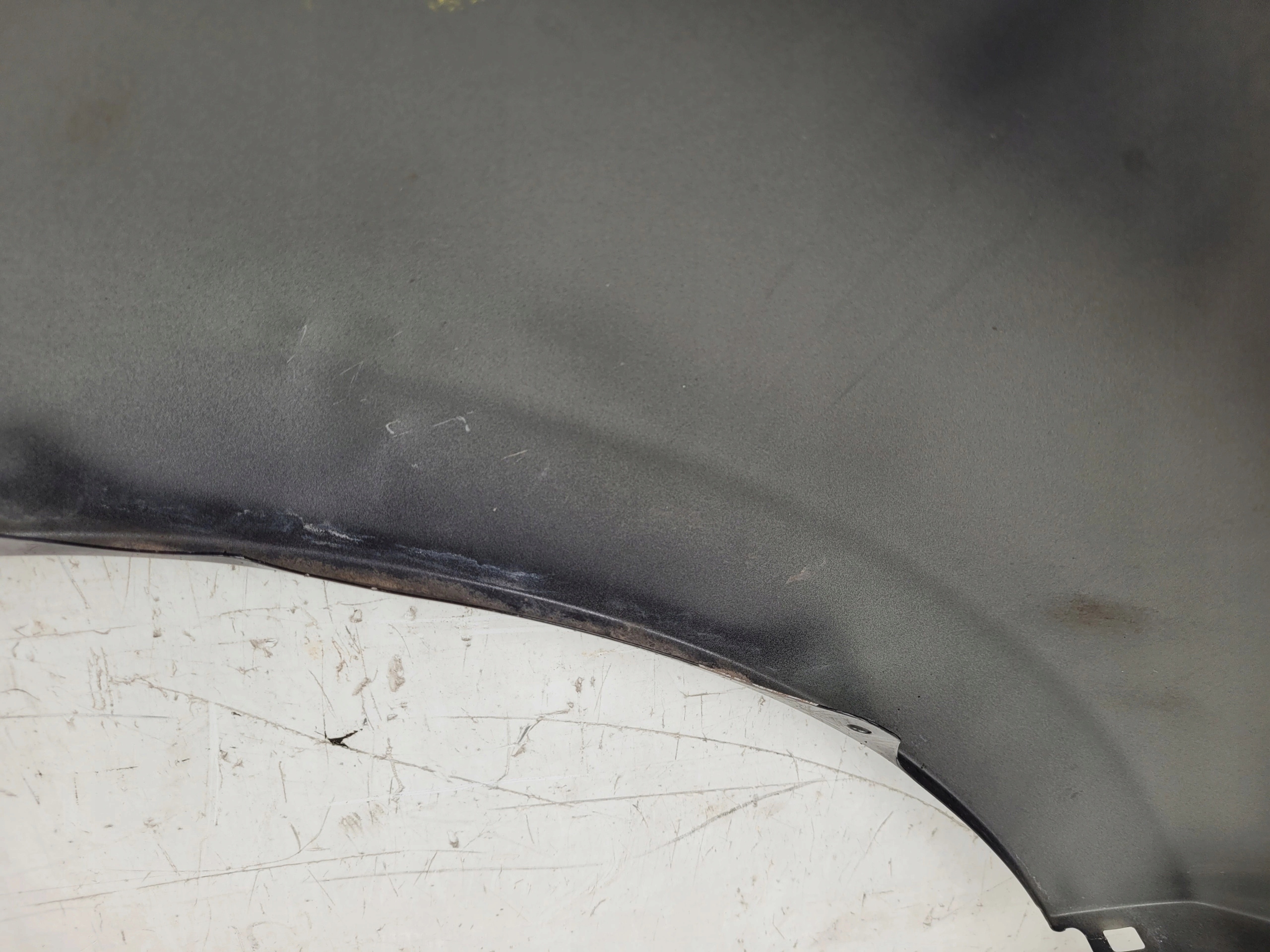 LEXUS CT 200H BLATNIK 010-022 ĽAVÝ PREDNÝ