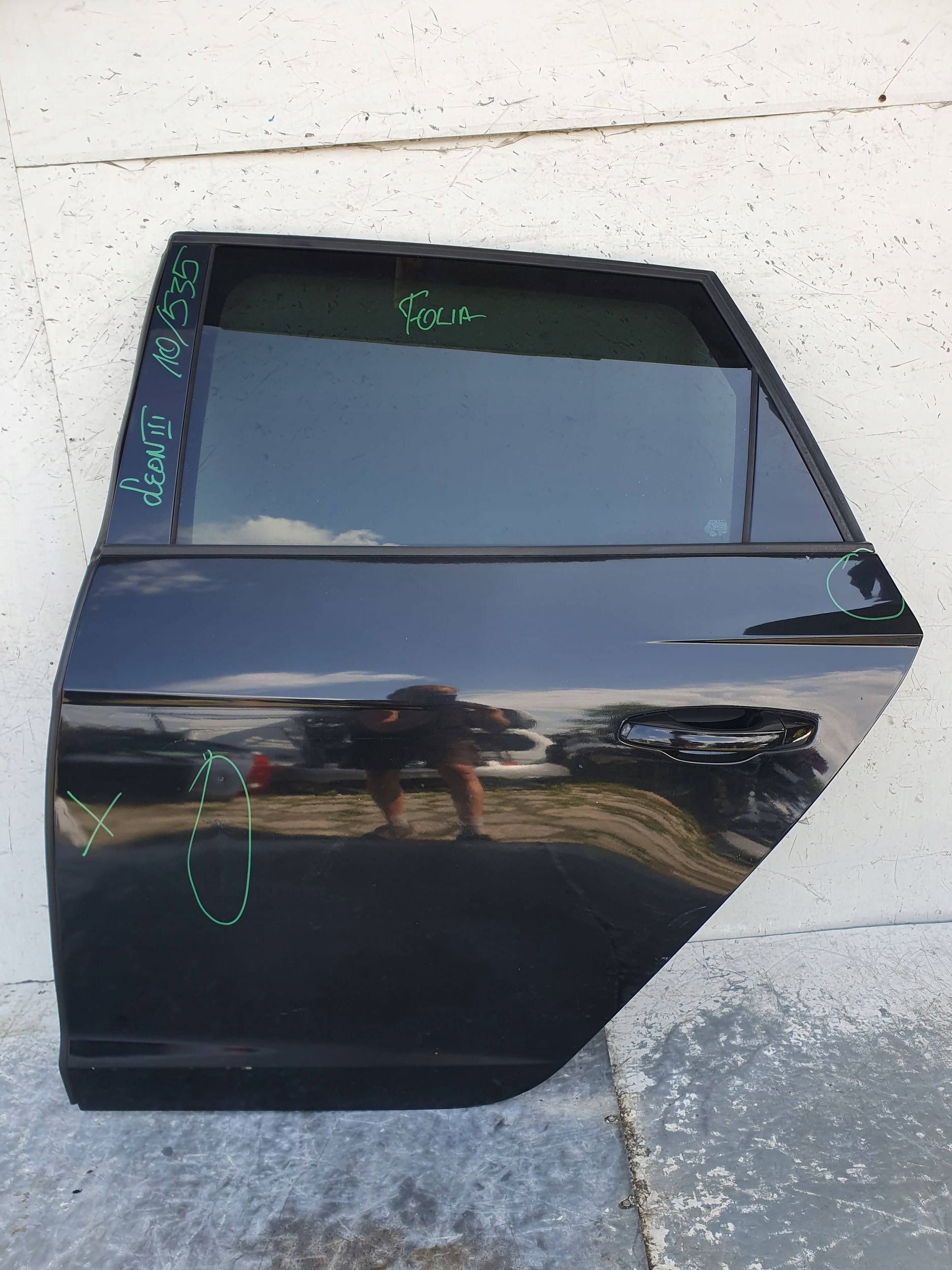 Seat Leon 3 III kombi LAVE ZADNE DVERE