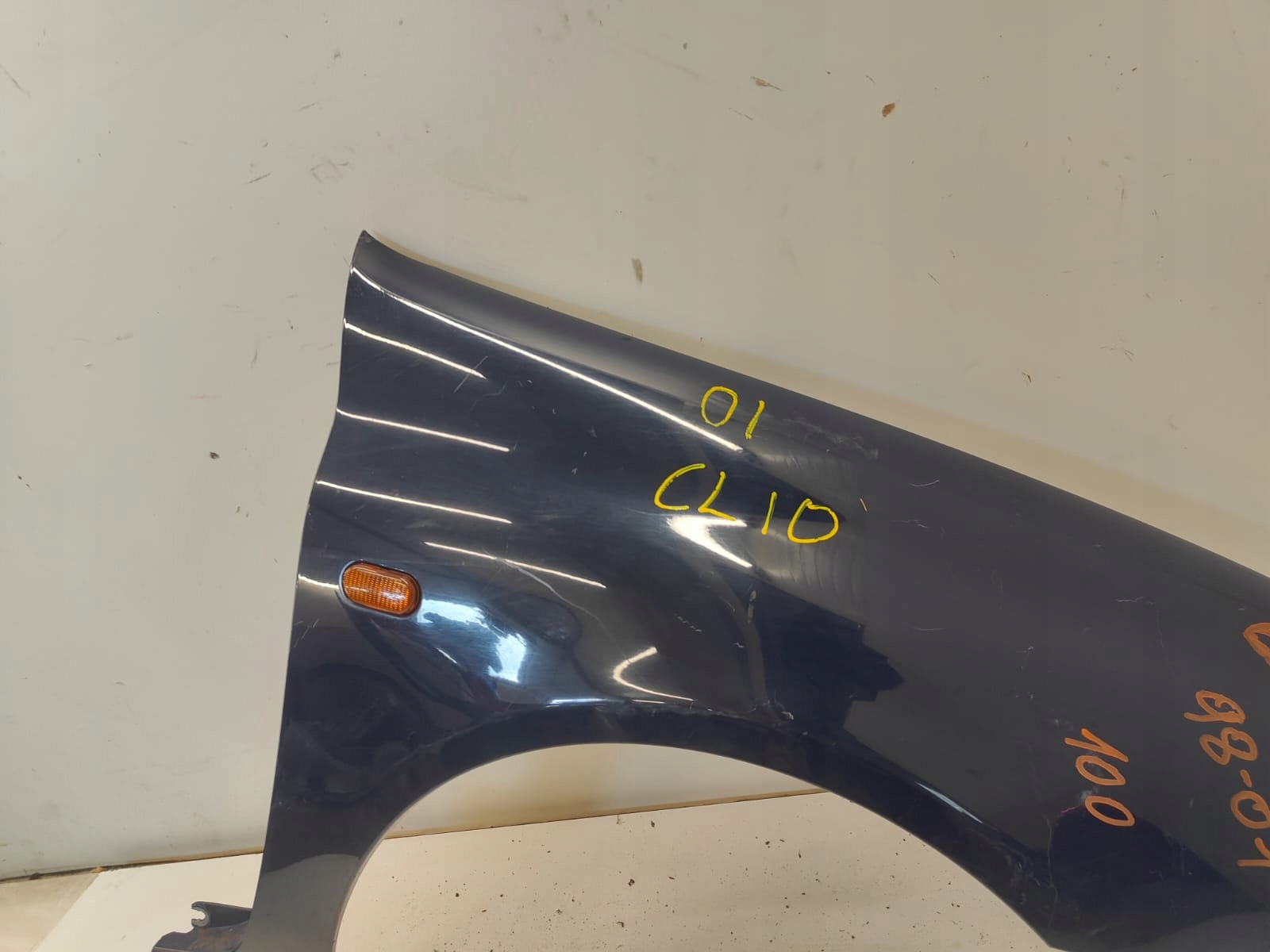 Renault clio I 98-01 PRAVY PREDNY BLATNIK MODRY