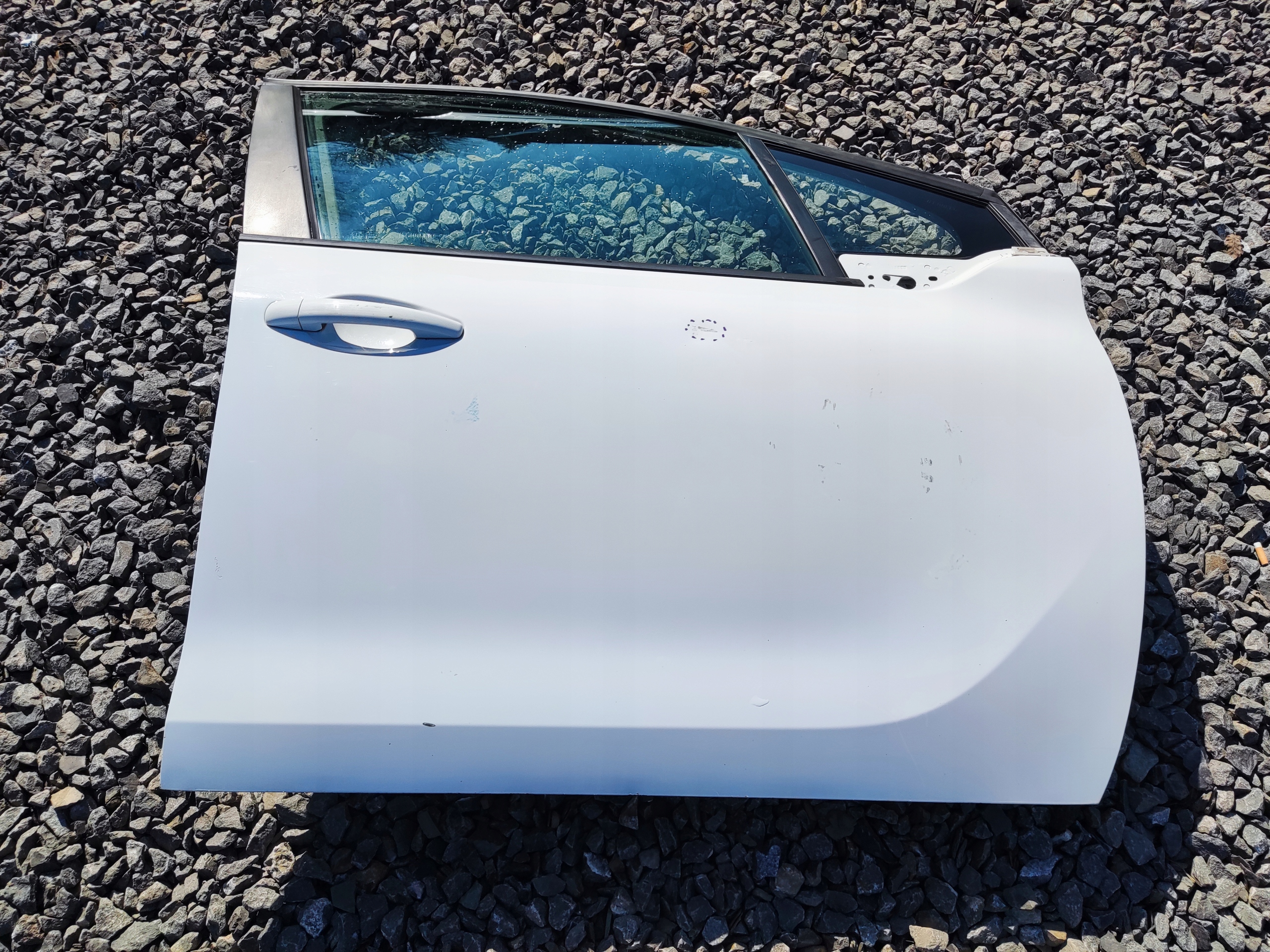 PRAVE PREDNE DVERE PEUGEOT 208 I 5 DVEROVA VERZIA 2013-2019