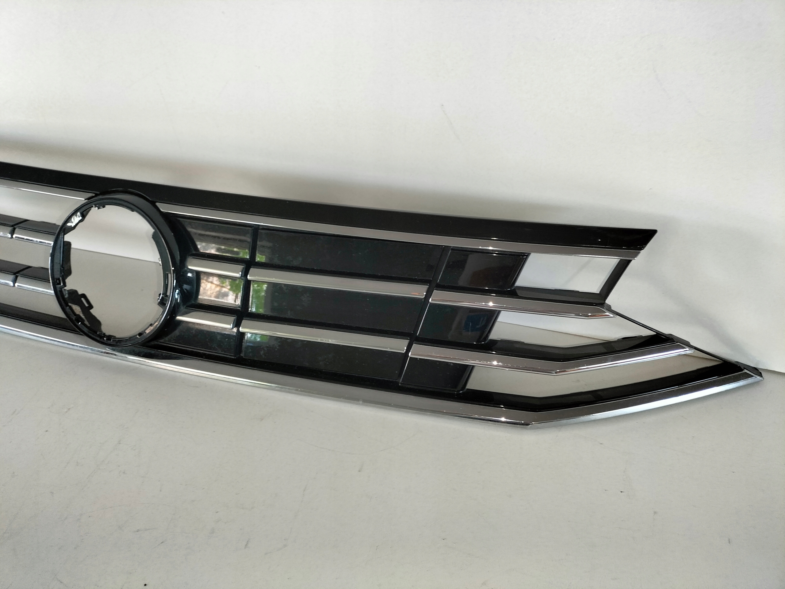 MRIEZKA LISTA VW PASSAT B8 LIFT 19- GTE