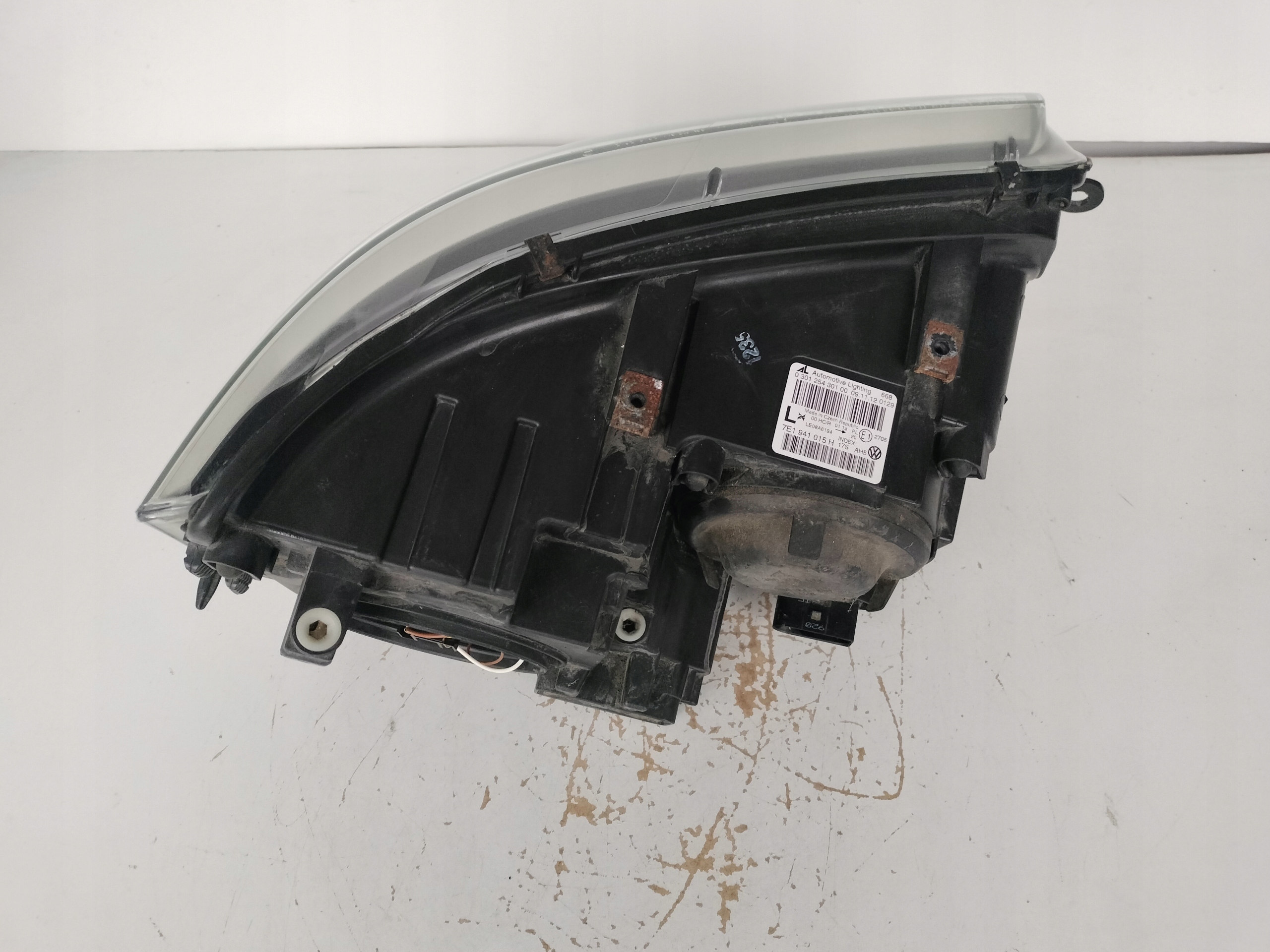 LAVE PREDNE SVETLO VW T5 7E 7E0 09-15 LIFT