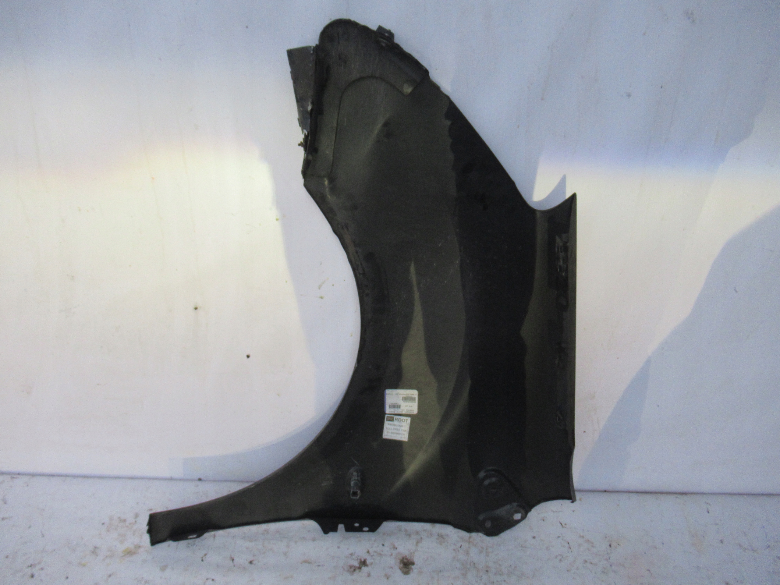 PRAVÝ PREDNÝ BLATNÍK BERLINGO PARTNER 08-