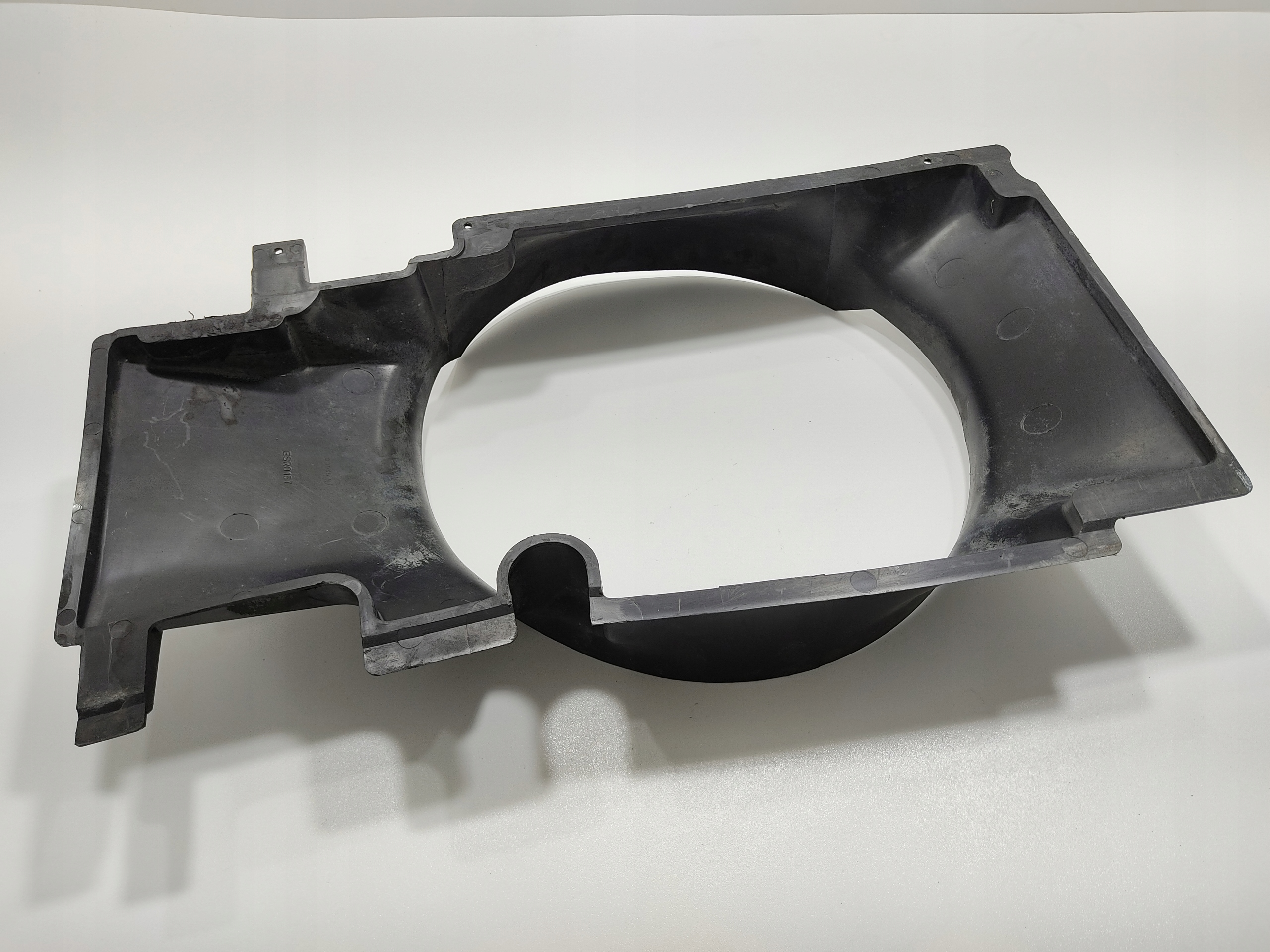 KRYT CHLADIČA VENTILÁTORA LAND ROVER RANGE ROVER I CLASSIC 2.5 D ESR0157