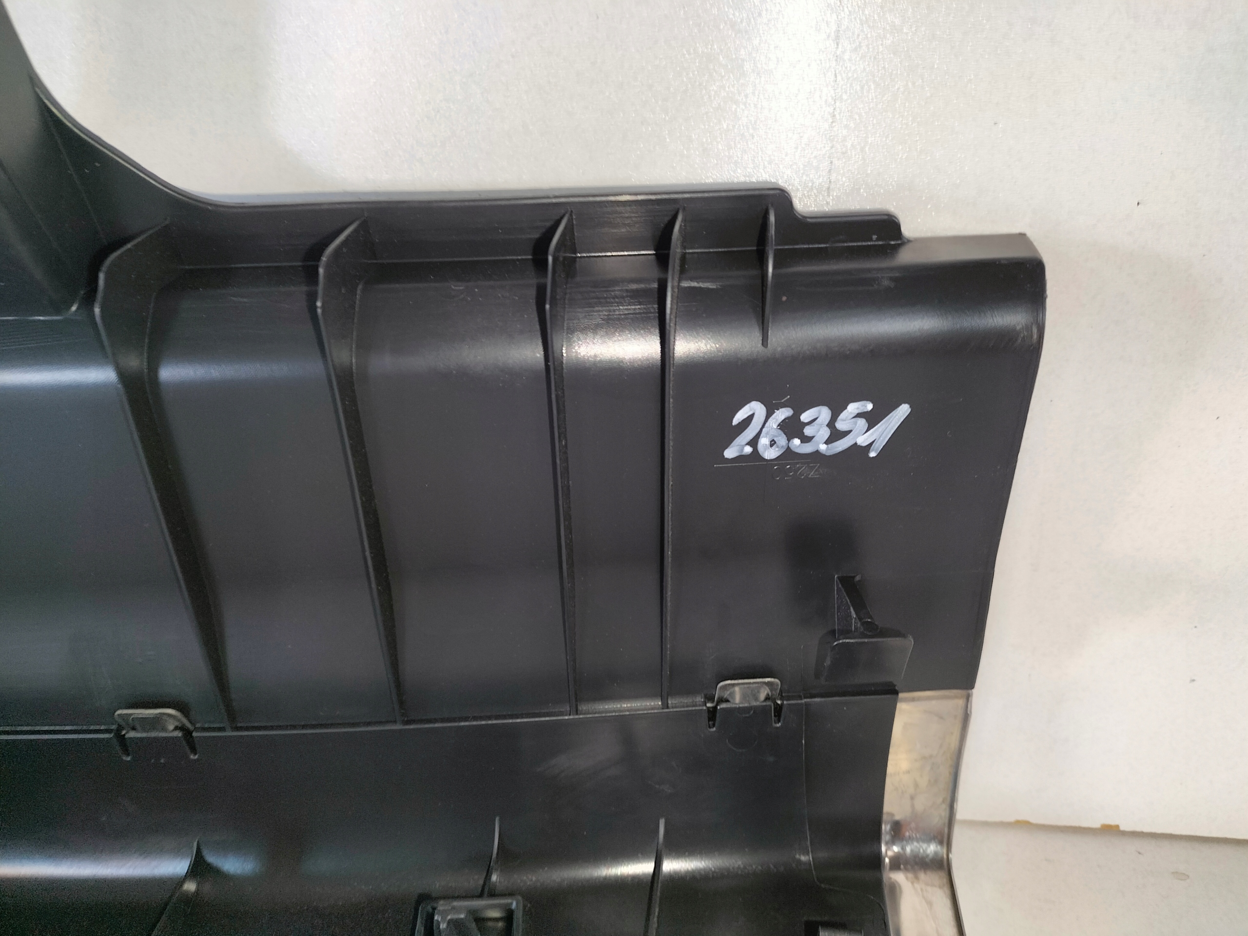 LIŠTA ZADNÉHO ČELA AUDI A5 8T 07-