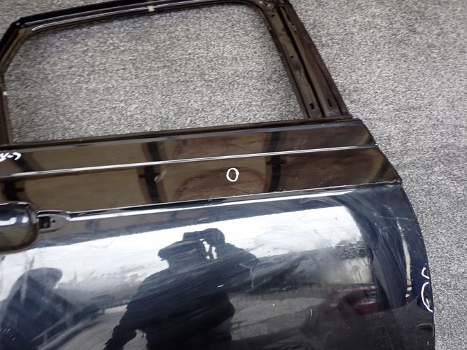 VW POLO 2G 17- PRAVE ZADNE DVERE