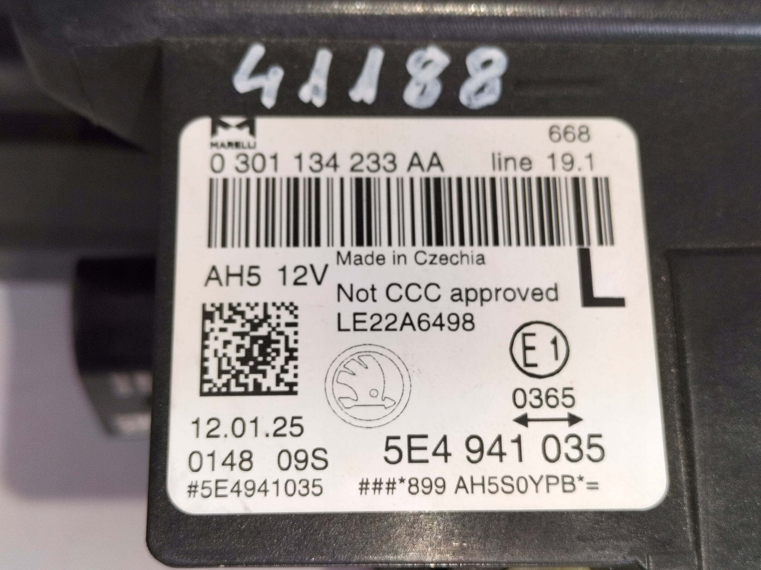 LAVE PREDNE SVETLO SKODA OCTAVIA 4 IV LIFT 24- FULL LED CRYSTAL