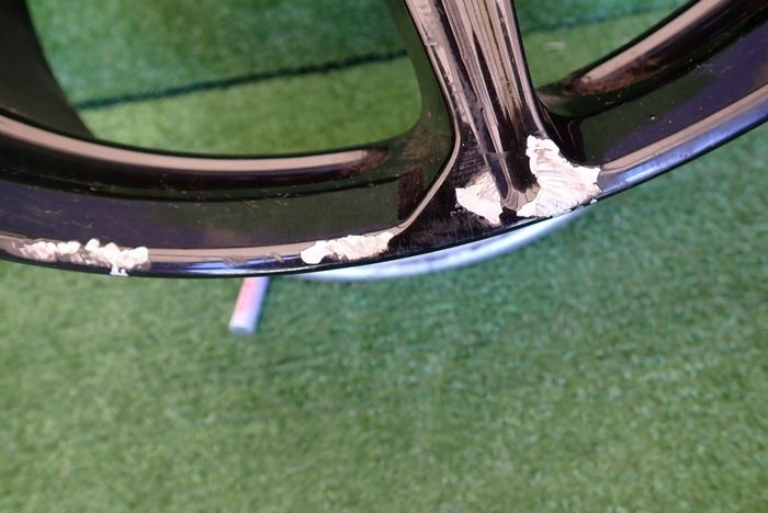 FERRARI ITALIA 458 10,5Jx20 ET58,5 5×114,3 HLINIKOVY DISK ELEKTRON