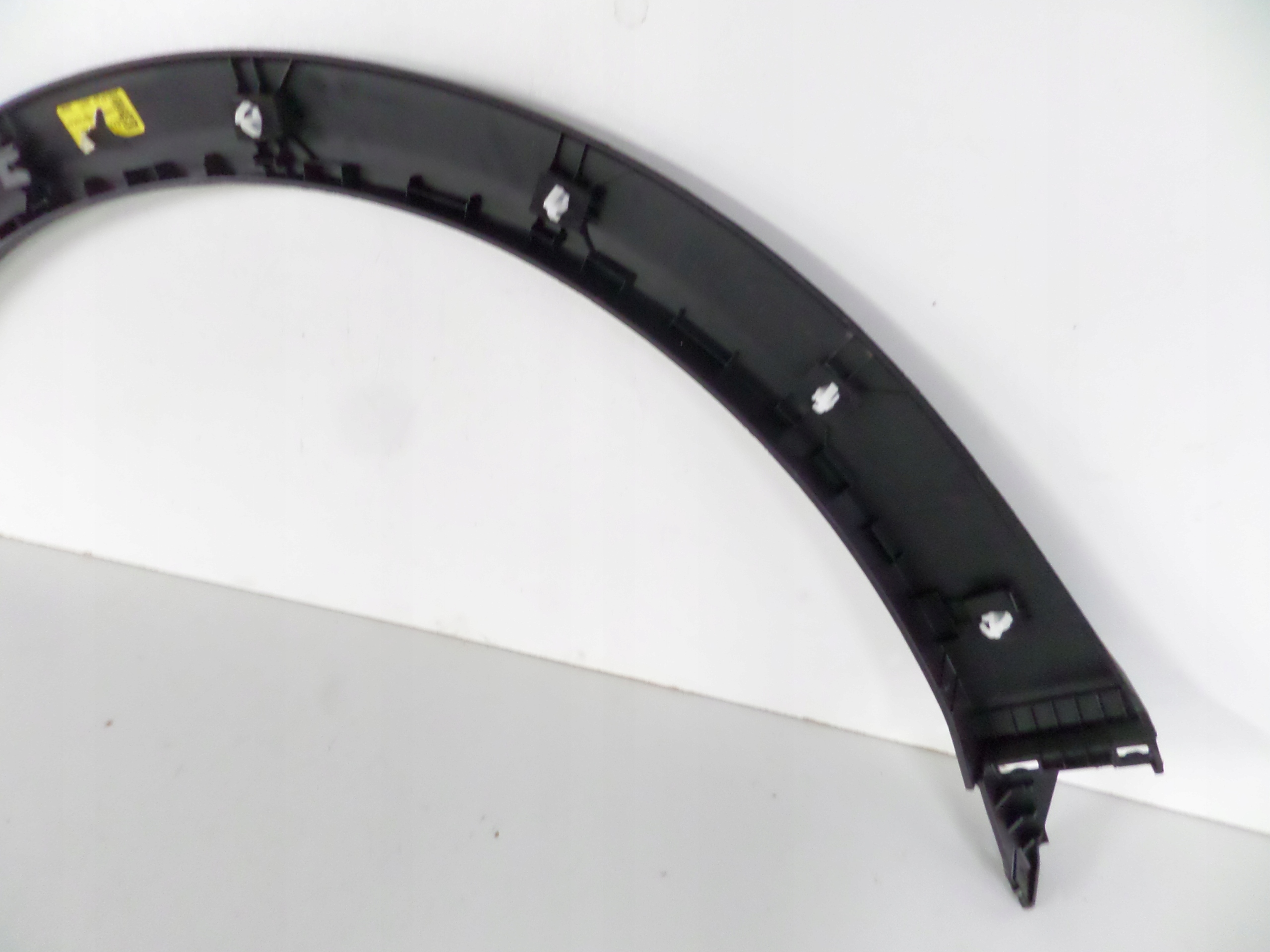 LISTA PRAVEHO PREDNEHO BLATNIKA KIA X-CEED XCEED 19-