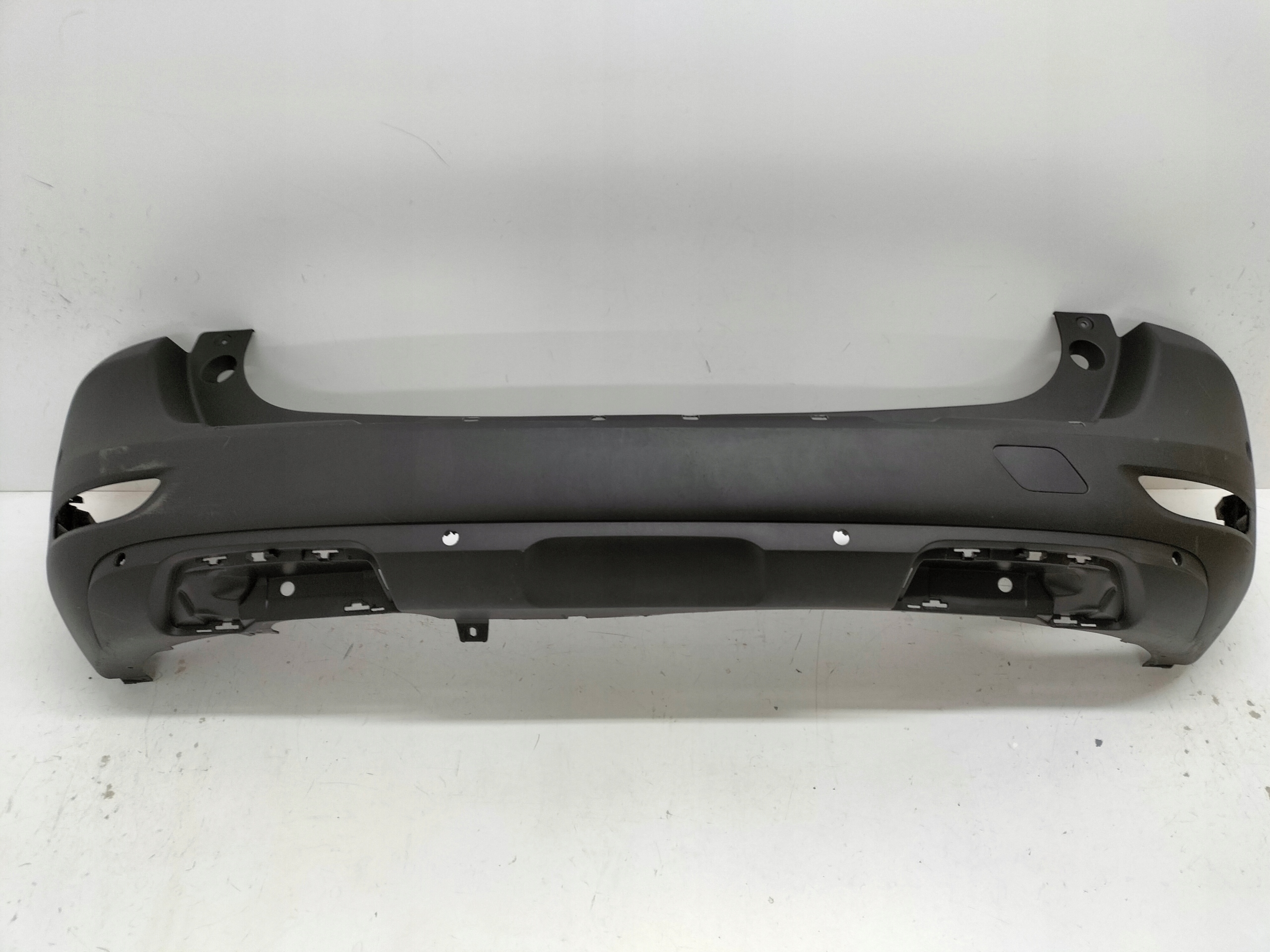 ZADNÝ NÁRAZNÍK PEUGEOT 5008 II 16-