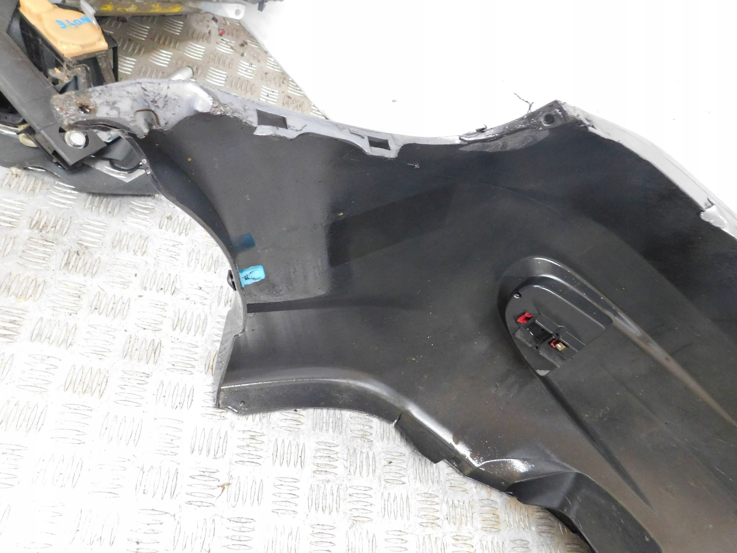 ZADNÝ NÁRAZNÍK HONDA CIVIC VII 5D HB LIFT 04-