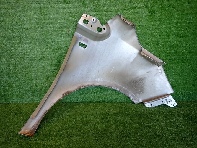 OPEL MERIVA 10- ĽAVÝ PREDNÝ BLATNÍK