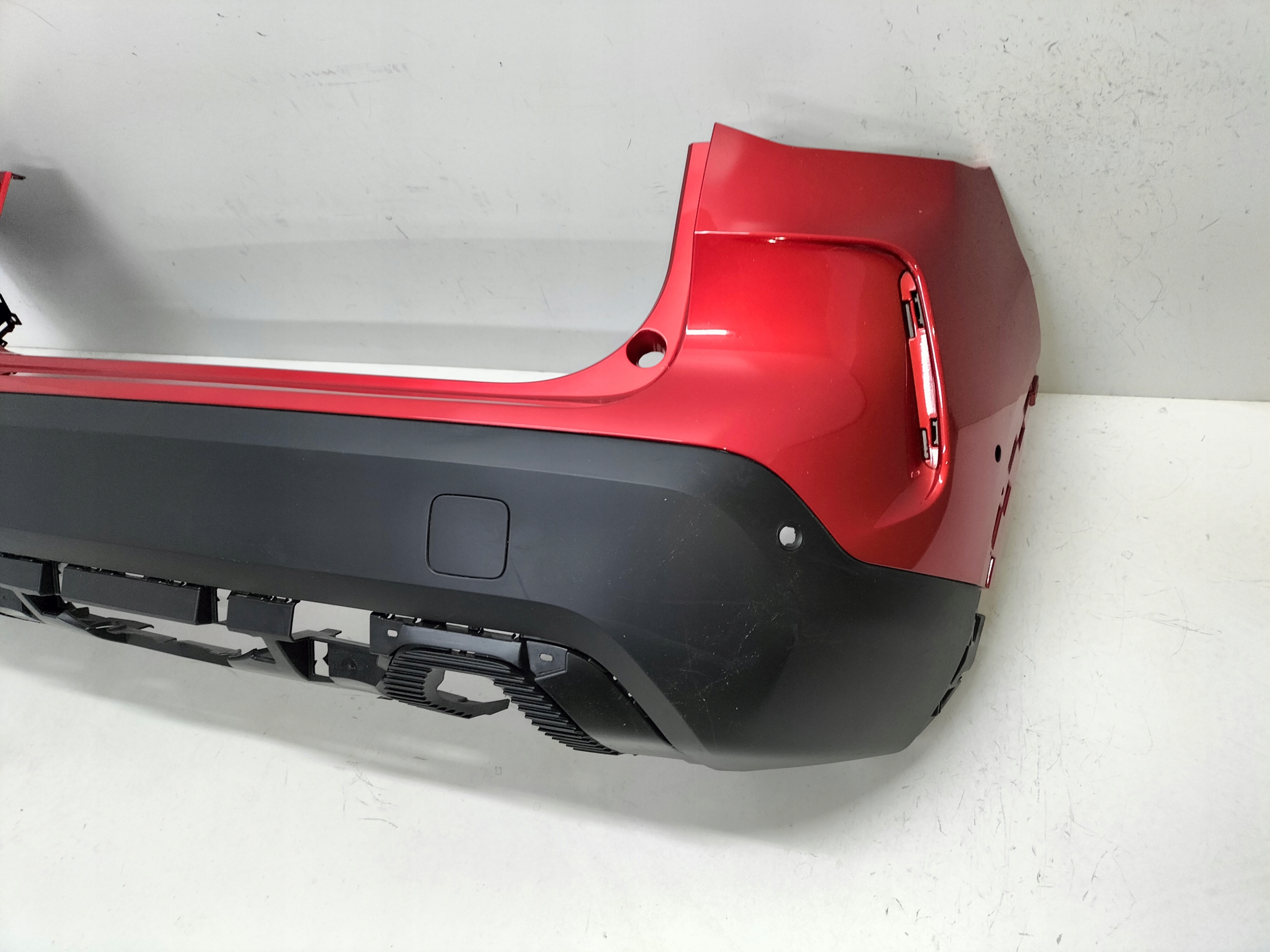 ZADNÝ NÁRAZNÍK CITROEN C4 III 20-