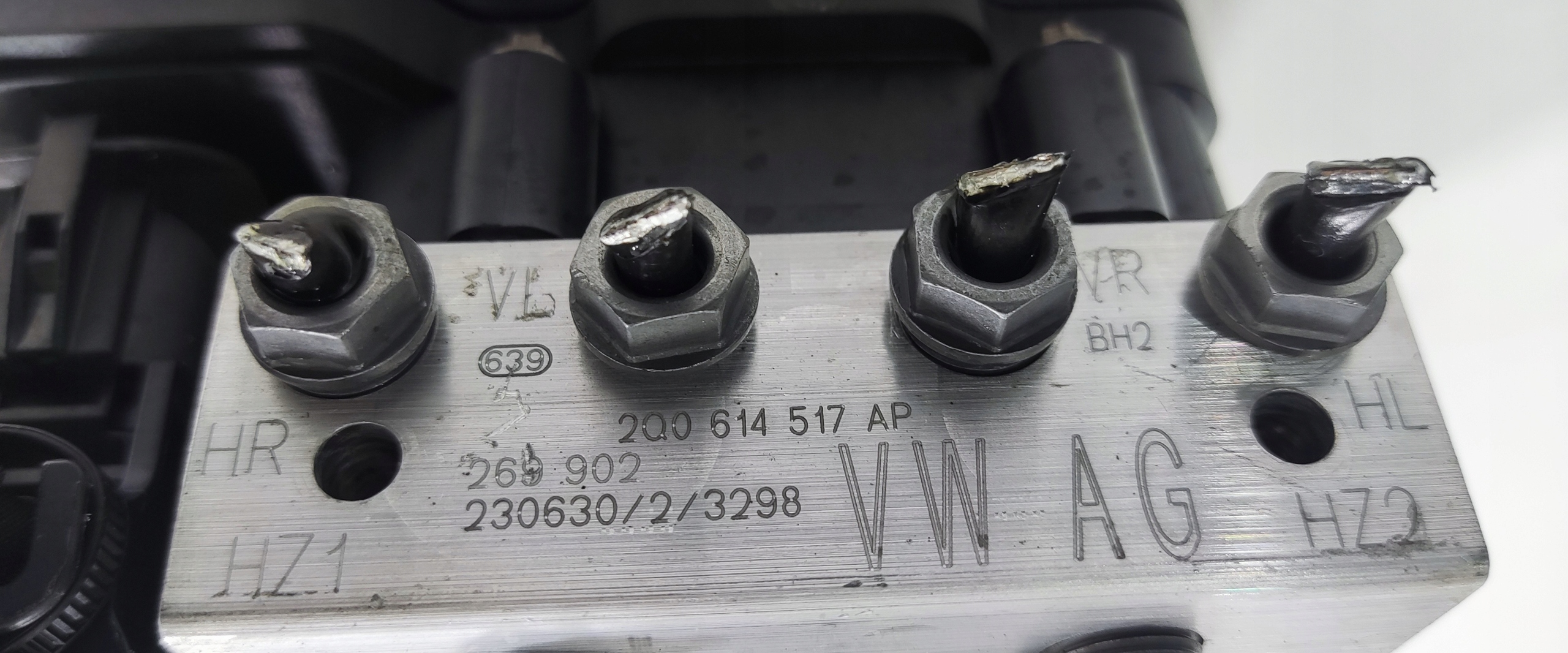 RIADIACA JEDNOTKA KOCKA ABS AUDI A1 II 82A 2Q0614517AP 2Q0614517N 2019-2024