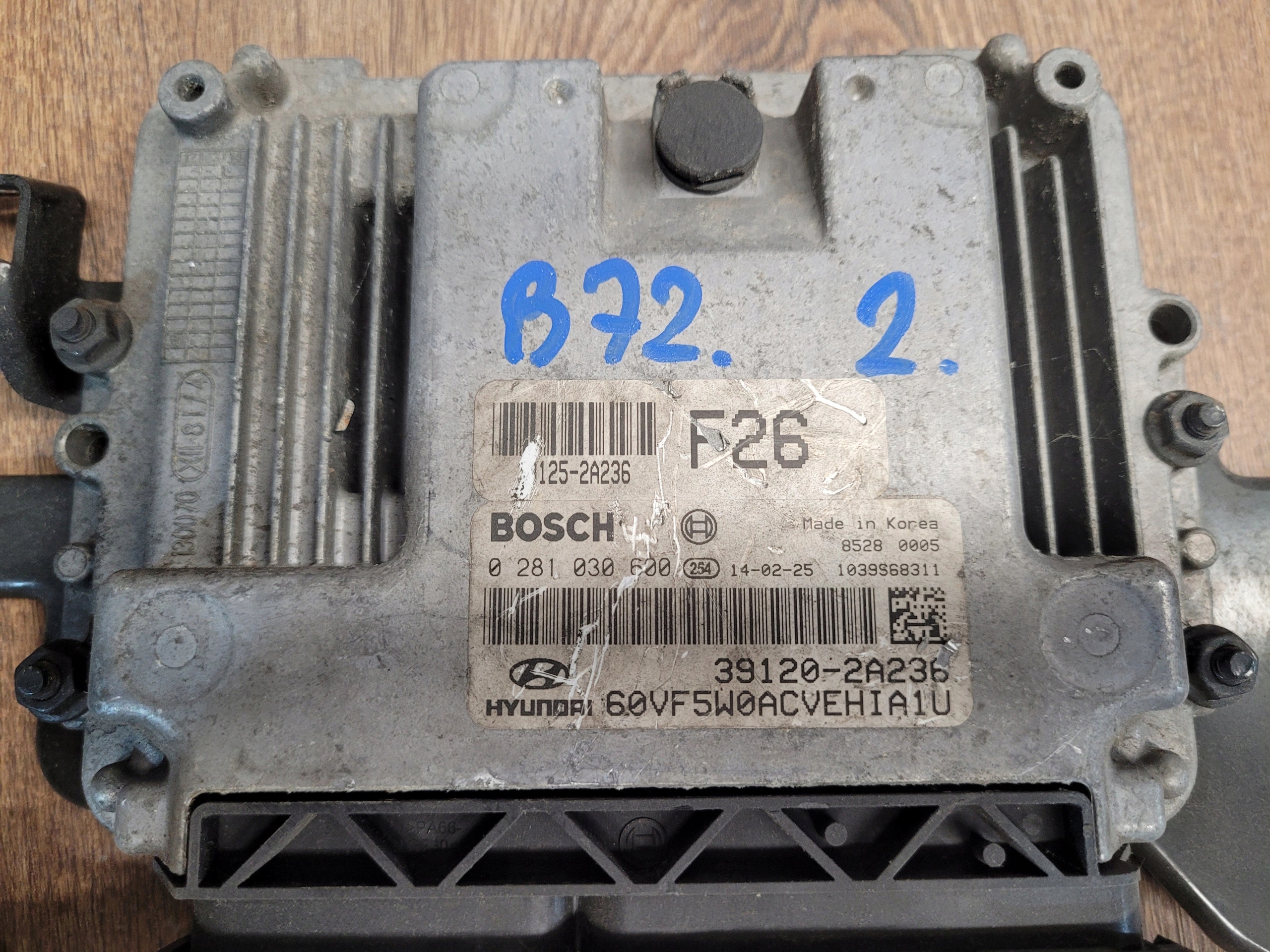 HYUNDAI I40 1.7 CRDI RIADIACA JEDNOTKA MOTORA 39120-2A236 0281030600