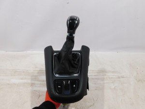HLAVICA KULISA RADENIA RÝCHLOSTI VW GOLF VII 1.4 TSI HLAVICA KULISA RADENIA RÝCHLOSTI VW GOLF VII 1.4 TSI