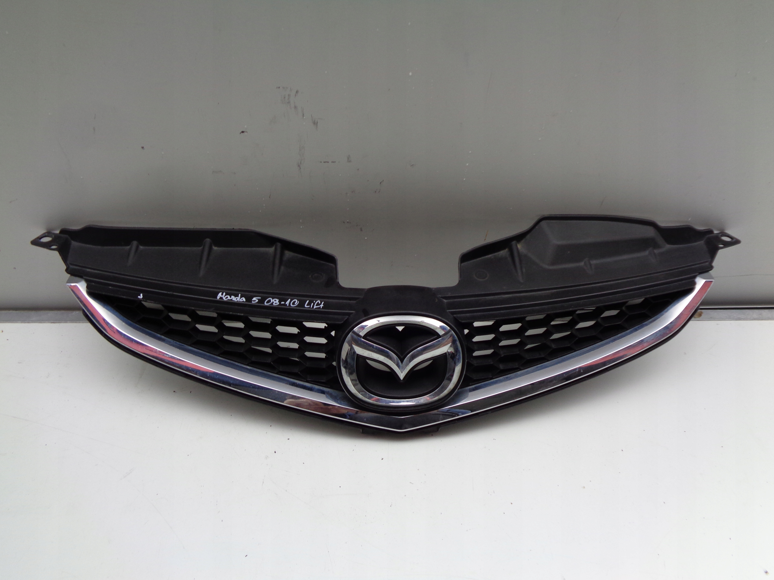 MRIEZKA LISTA MAZDA 5 08-10 LIFT