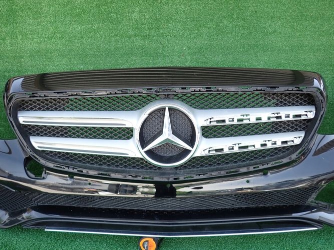 MERCEDES E-KLASA W213 213 16- PREDNÝ NÁRAZNÍK