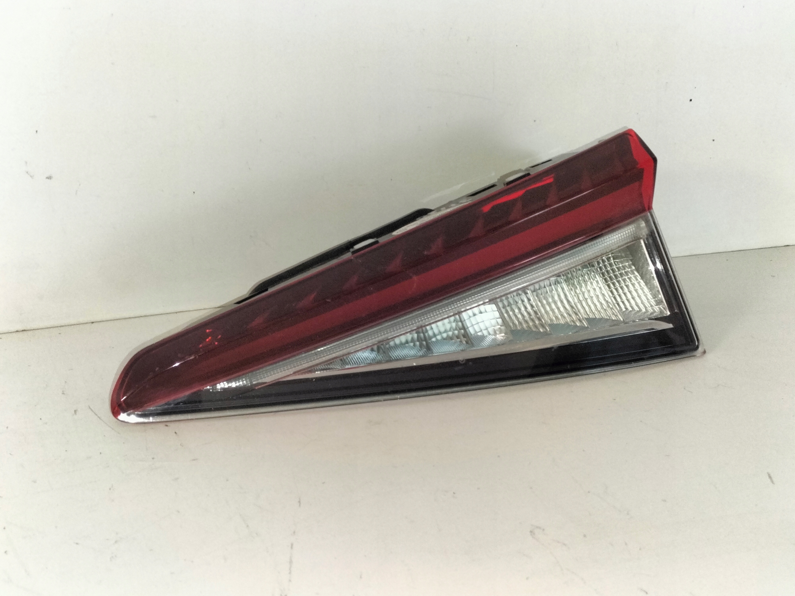 PRAVE ZADNE SVETLO SKODA ENYAQ 21- LED