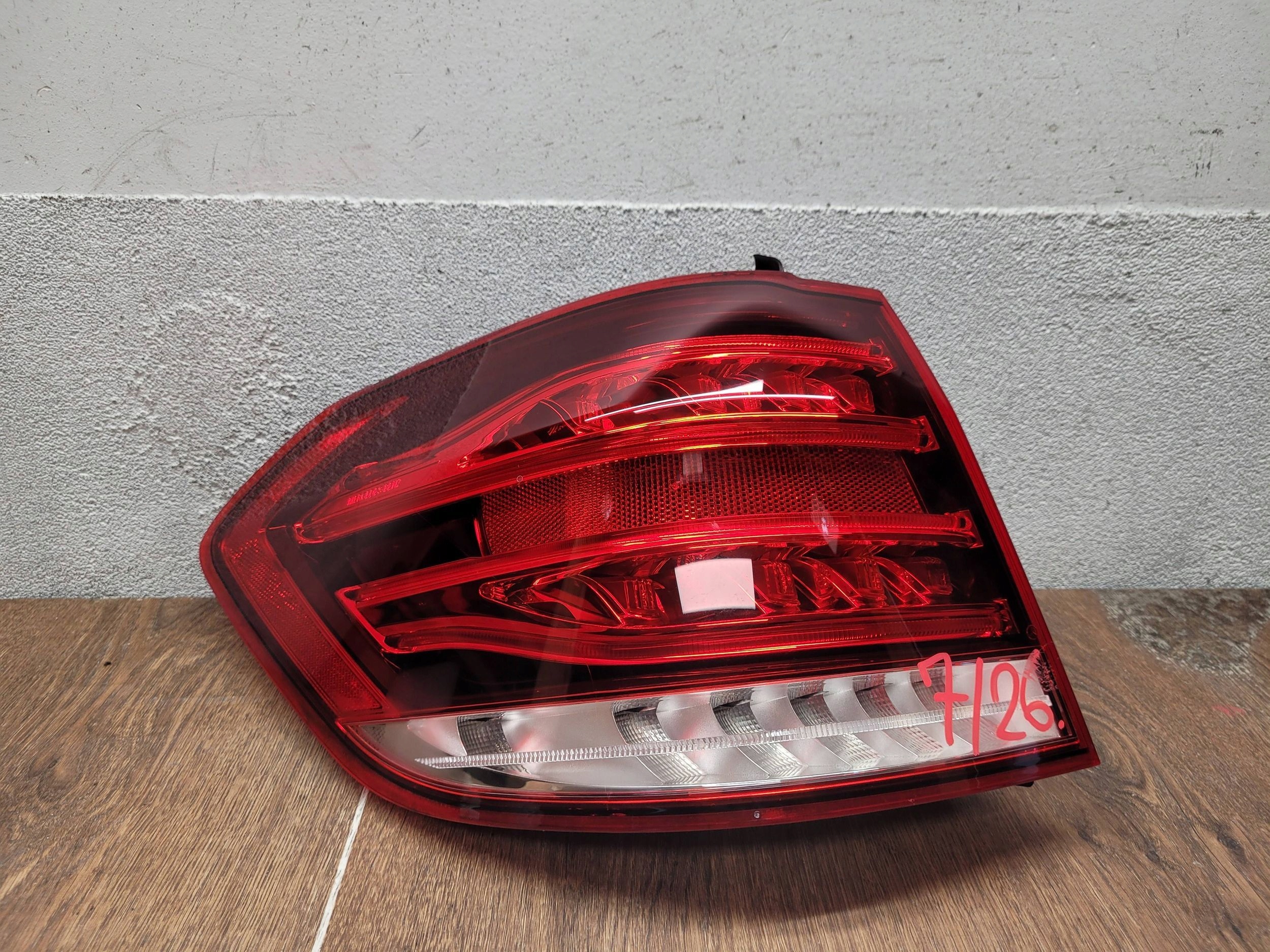 MERCEDES E W212 KOMBI LIFT A2129061703 LAVE ZADNE SVETLO
