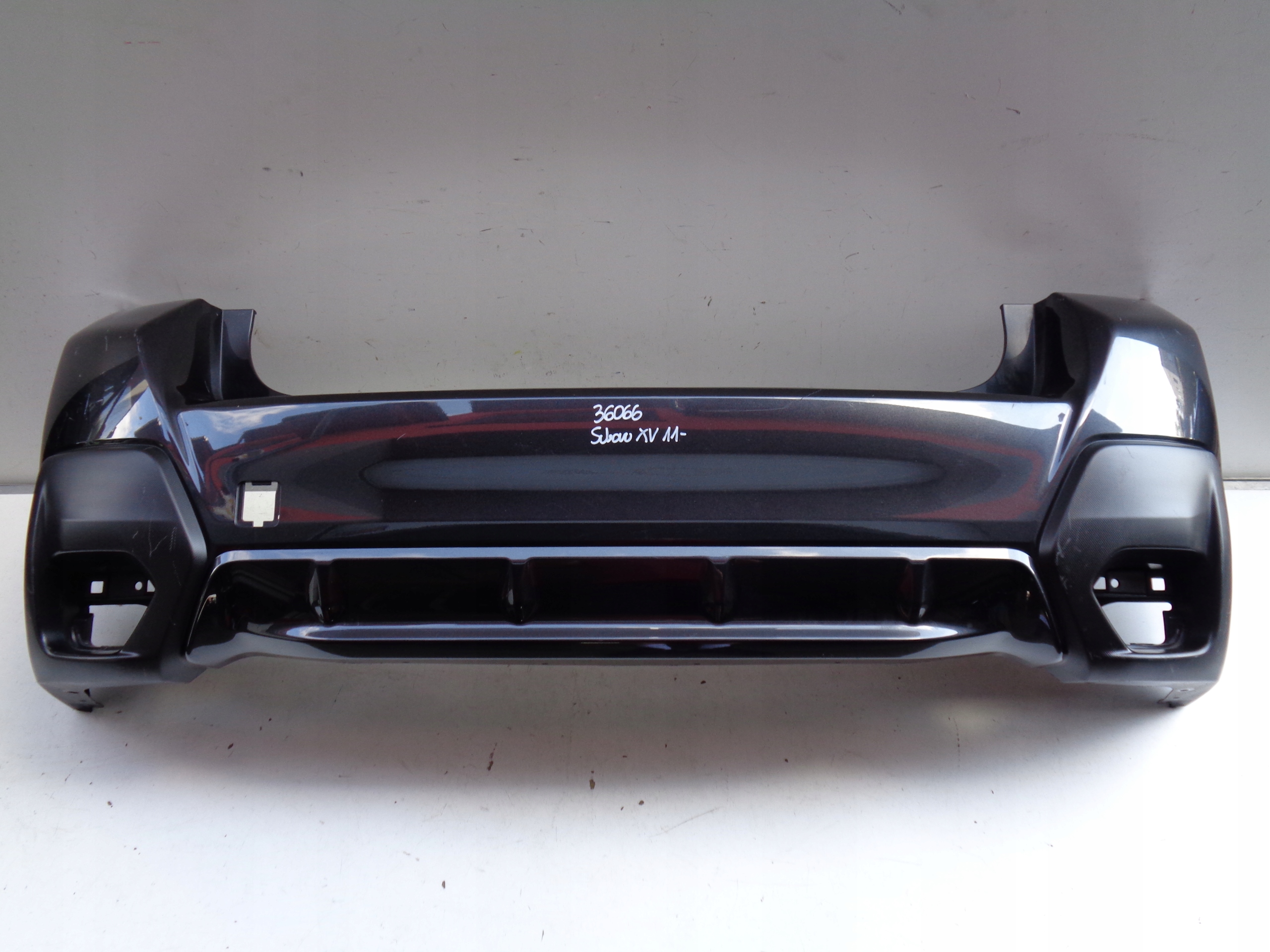 ZADNÝ NÁRAZNÍK SUBARU XV 17- LIFT NR 36066