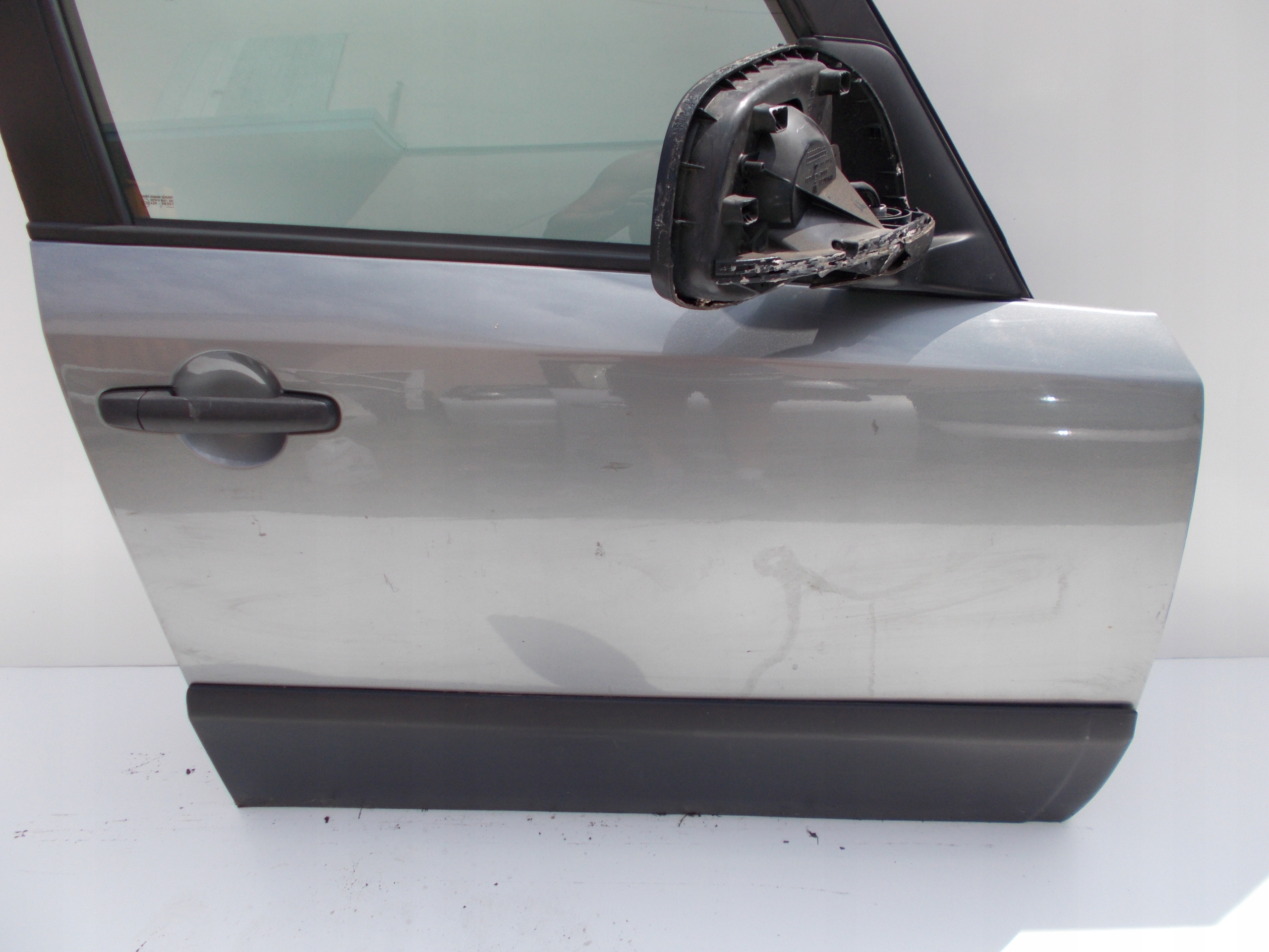 PRAVÉ PREDNÉ DVERE FIAT SEDICI