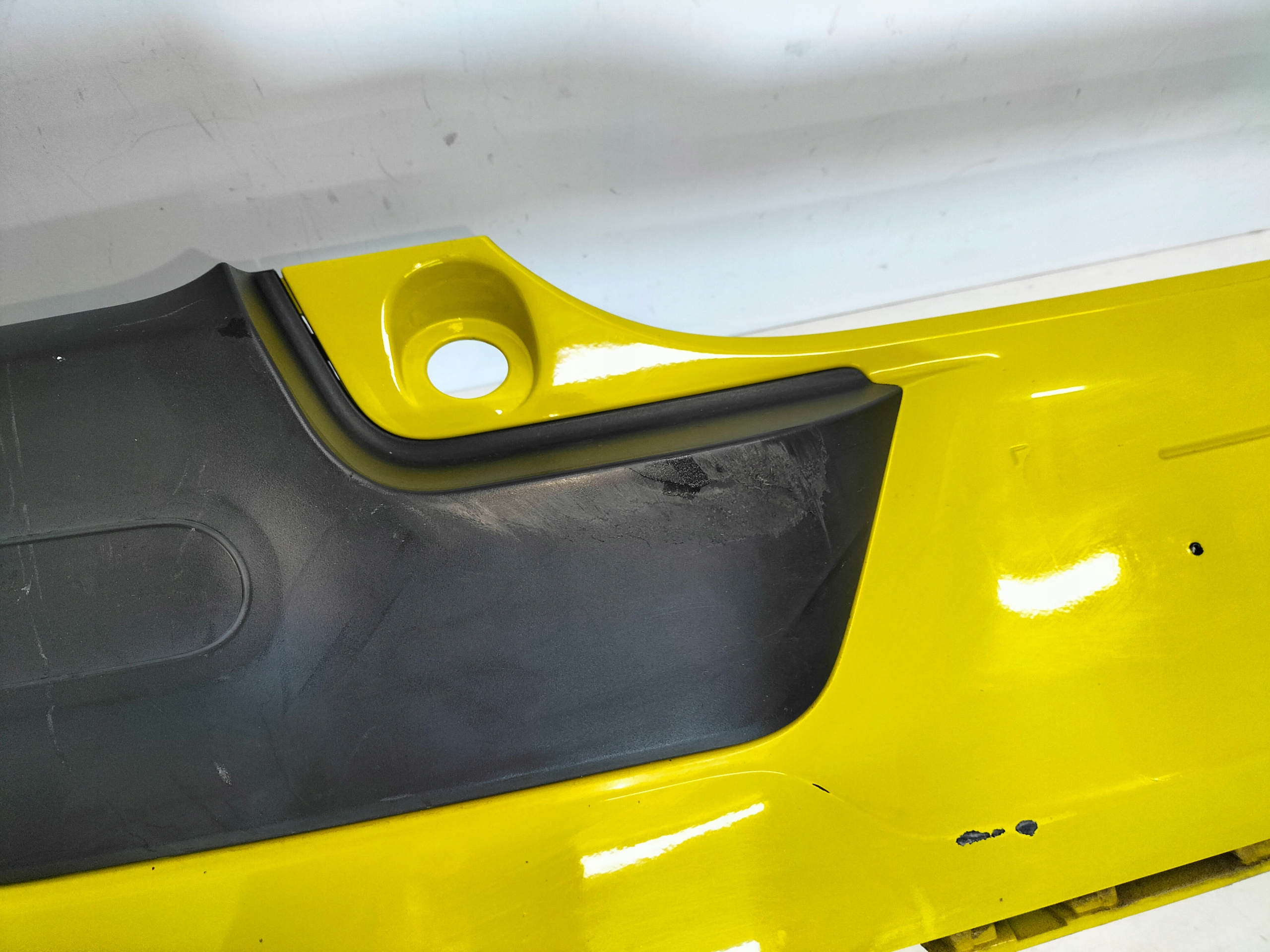 ZADNÝ NÁRAZNÍK CITROEN C4 CACTUS 14-
