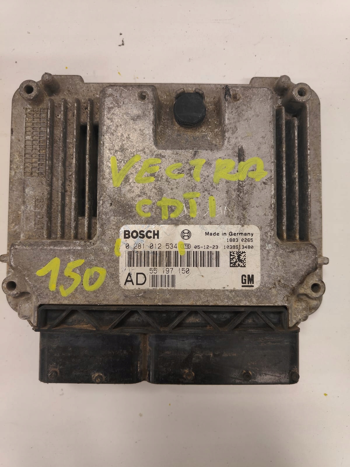 Opel vectra 55197150 0281012534 RIADIACA JEDNOTKA MOTORA