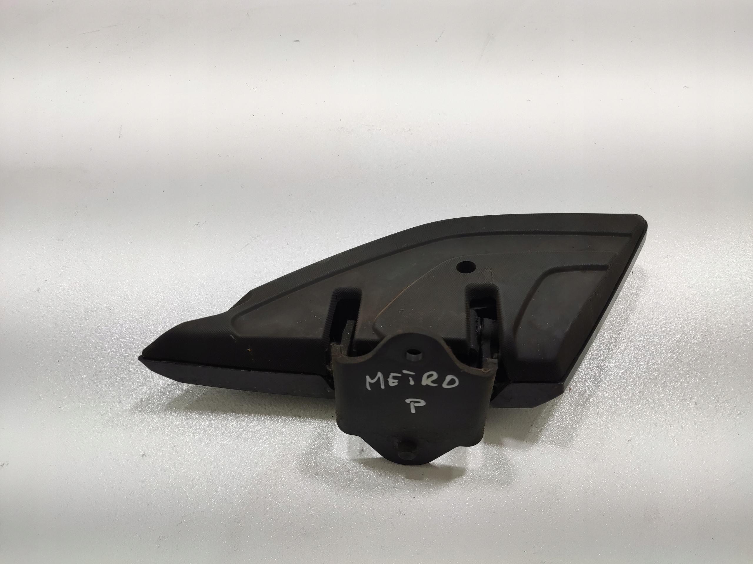 NASLAP  PRAVÝ SPOLUJAZDCA PEUGEOT METROPOLIS RS 400 2013-2018