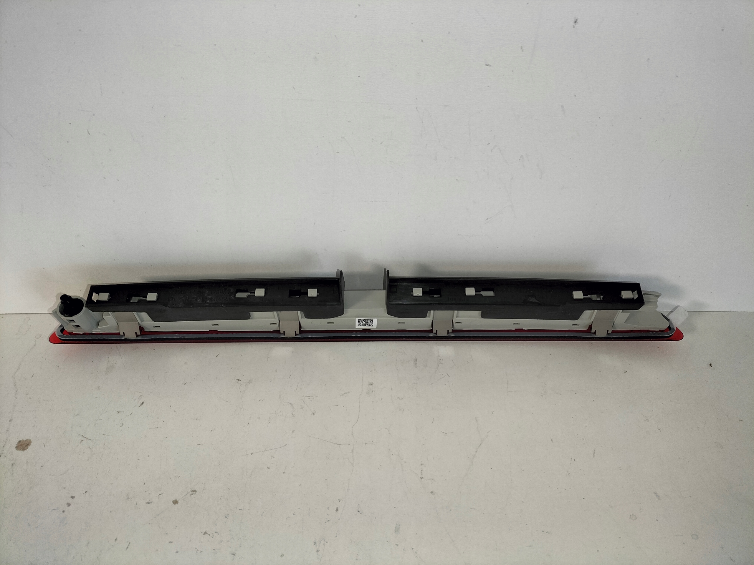 BRZDOVE STOP SVETLO SKODA OCTAVIA III 13- KOMBI SUPERB III 15- KOMBI LED