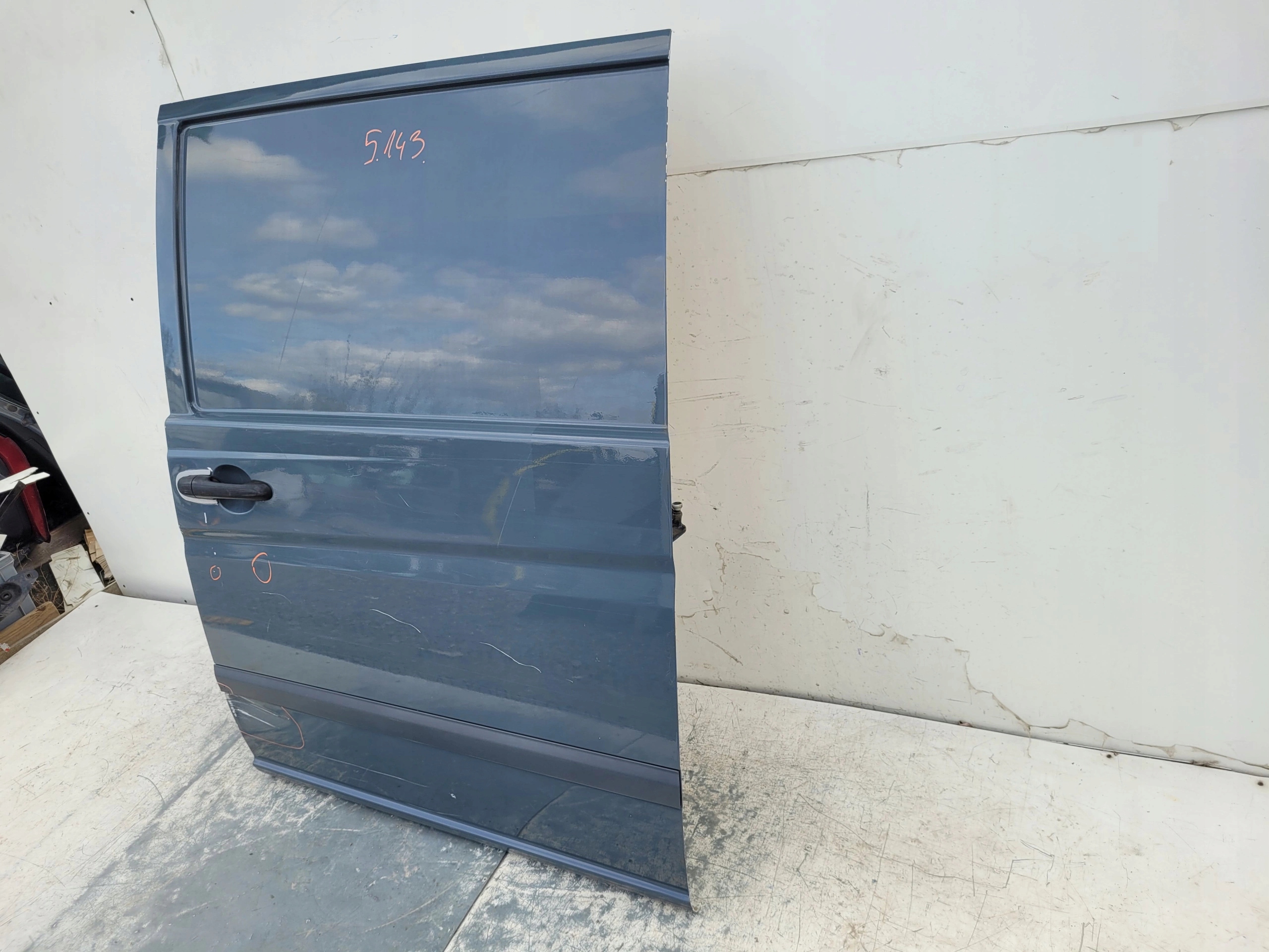 MERCEDES VITO W639 LIFT ĽAVÉ POSUVNE DVERE