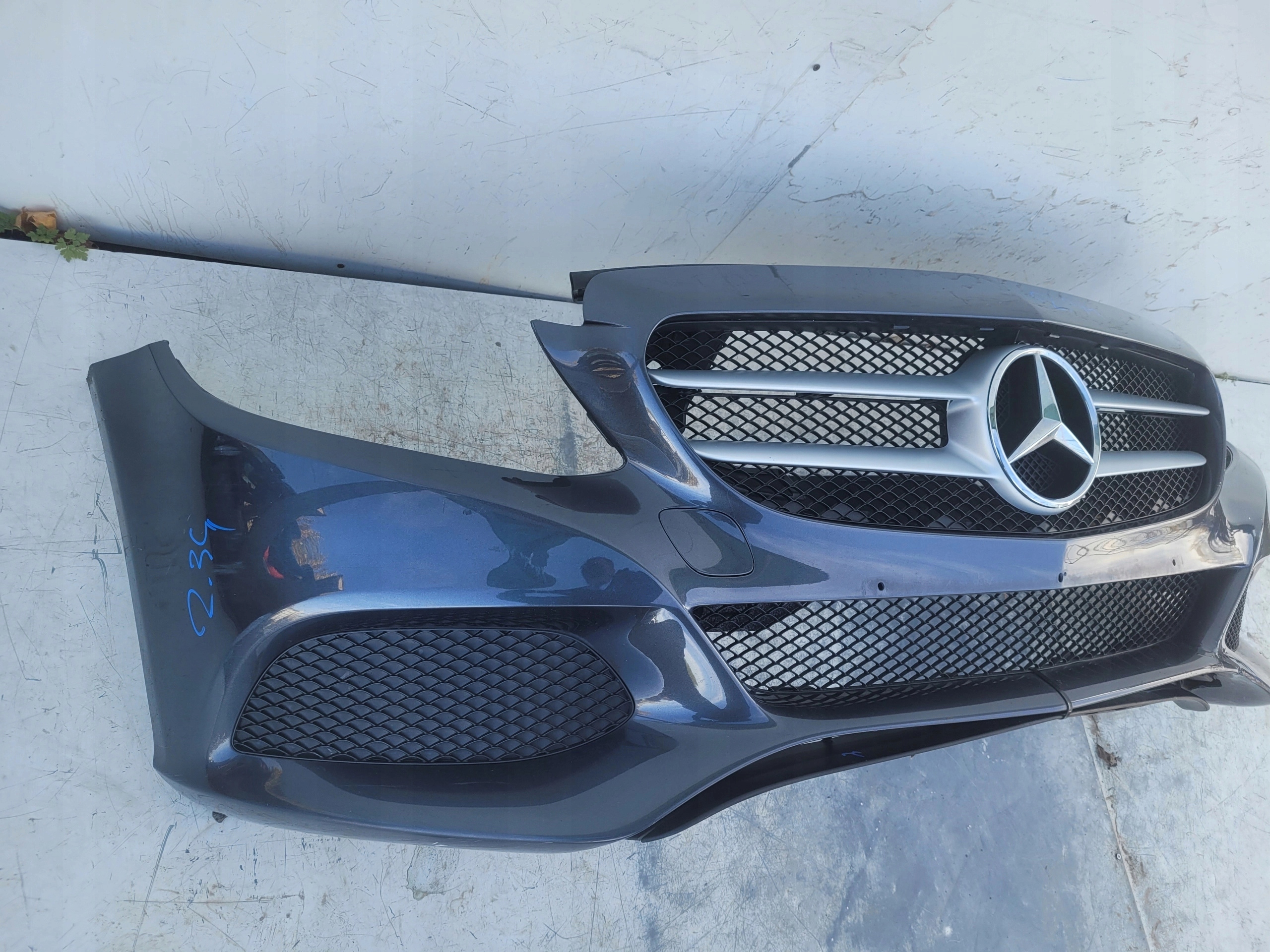 MERCEDES C W205 PREDNÝ NÁRAZNÍK