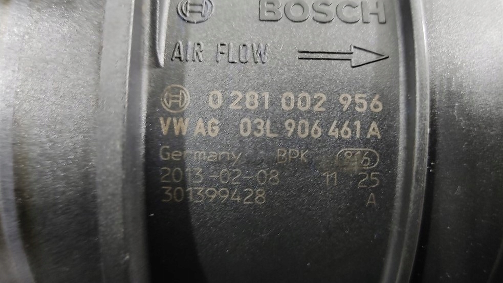 VAHA VZDUCHU VOLKSWAGEN CADDY III 2.0 TDI 03L906461A 0281002956 2011-2014