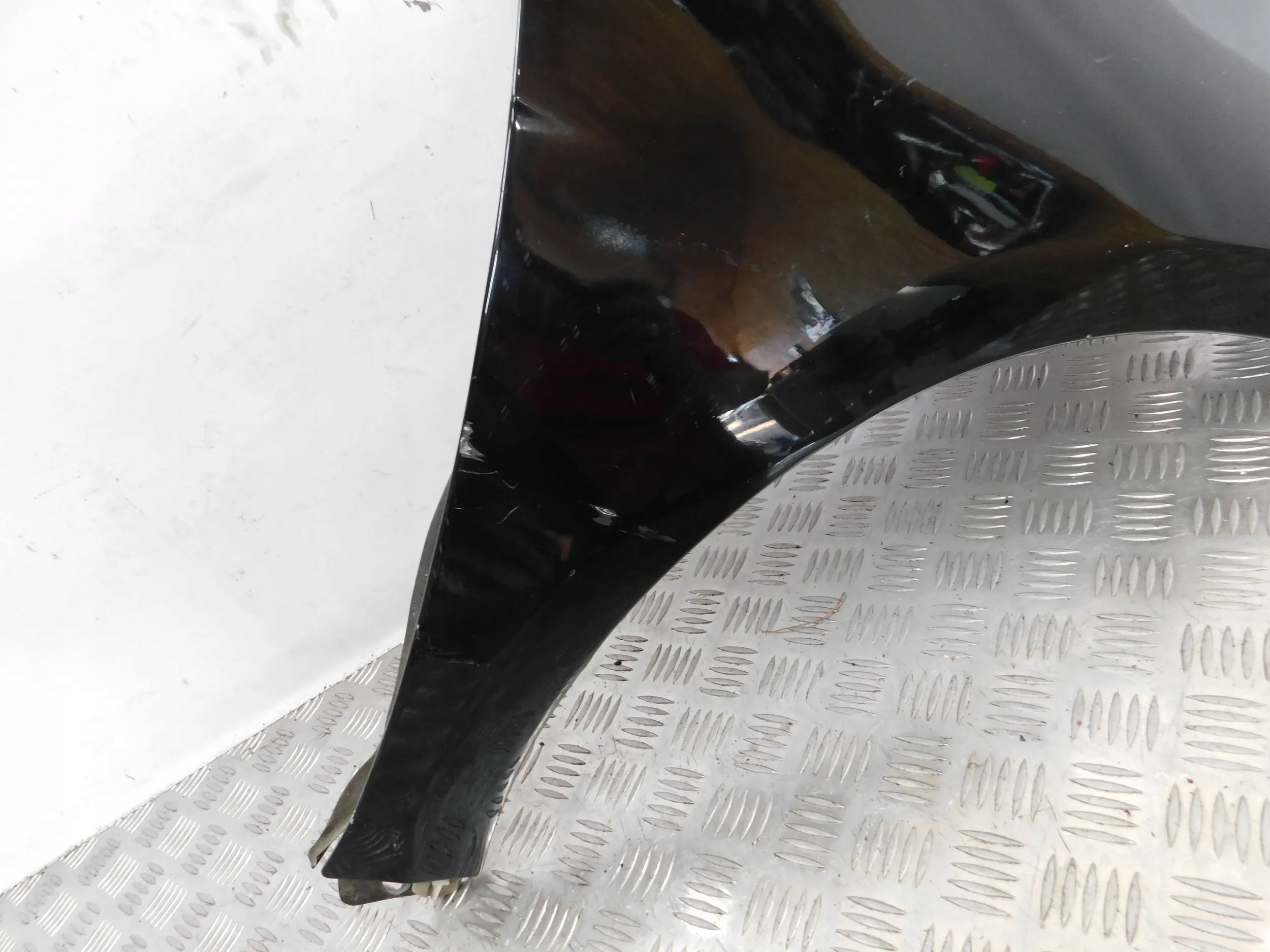 BLATNIK PREDNÝ PRAVY MERCEDES A KLASA W169