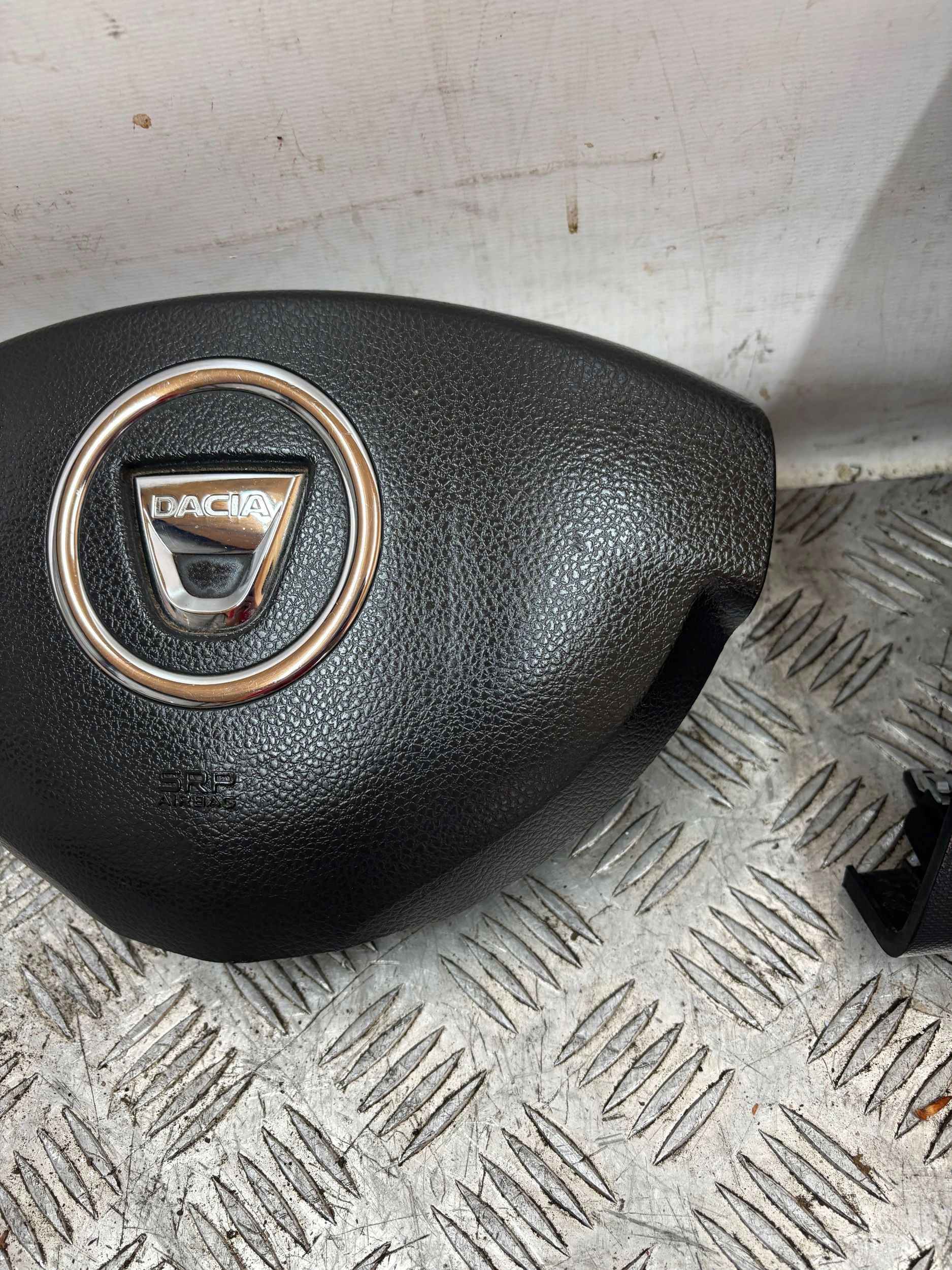 AIRBAG VOLANTU A SPOLUJAZDCA DACIA LOGAN II SANDERO II 12-