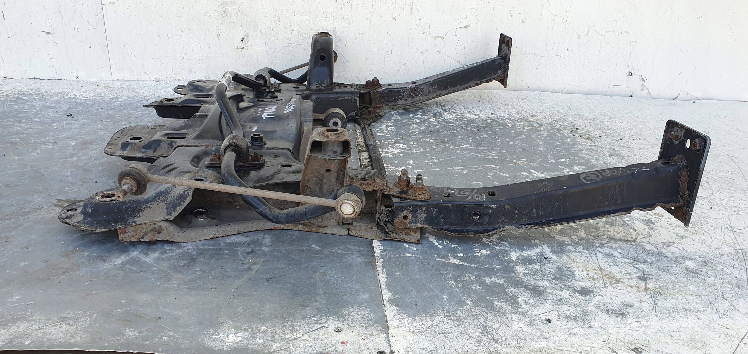 Fiat Panda III 3 NAPRAVNICA PREDNA NAPRAVA