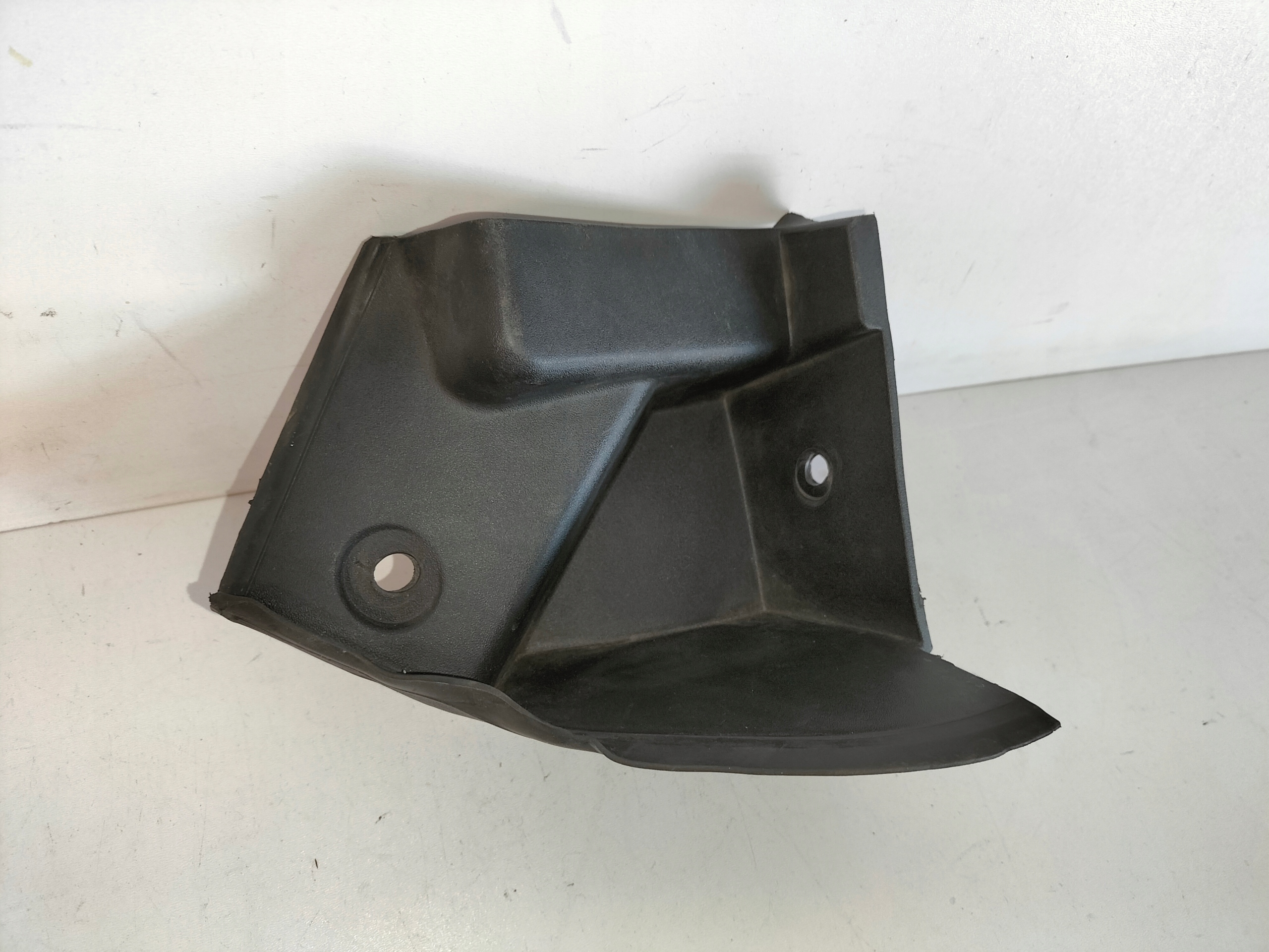 KRYT podOKIENia PREDNÝ PRAVA JAGUAR F-TYPE X152 12-