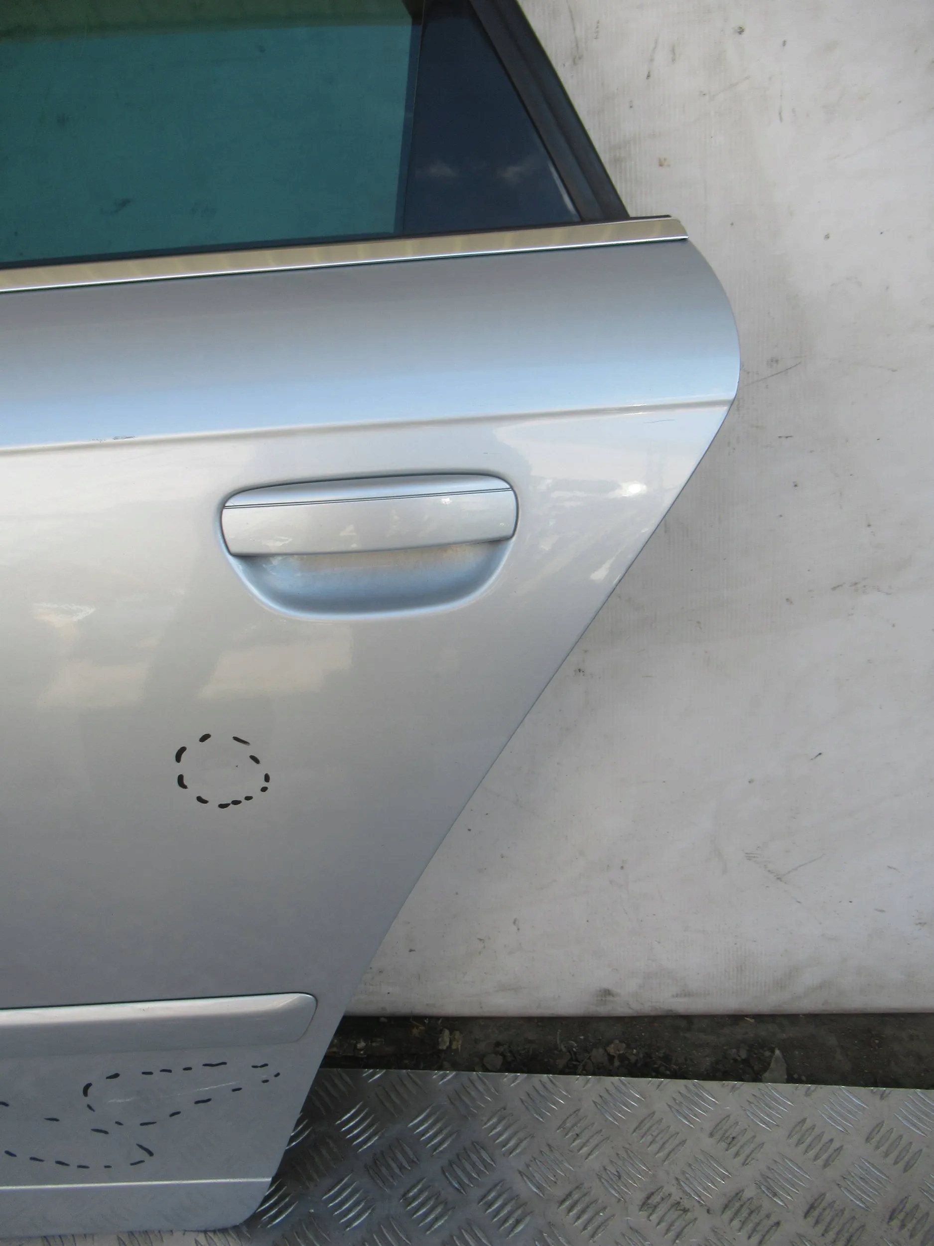 LAVE ZADNE DVERE SEAT EXEO KOMBI