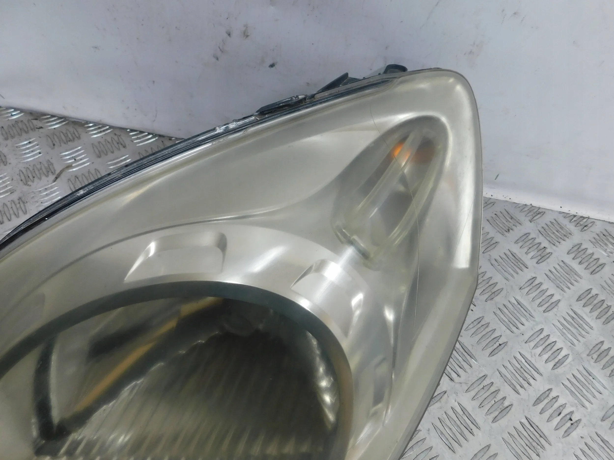 LAVE PREDNE SVETLO NEMO FIORINO QUBO